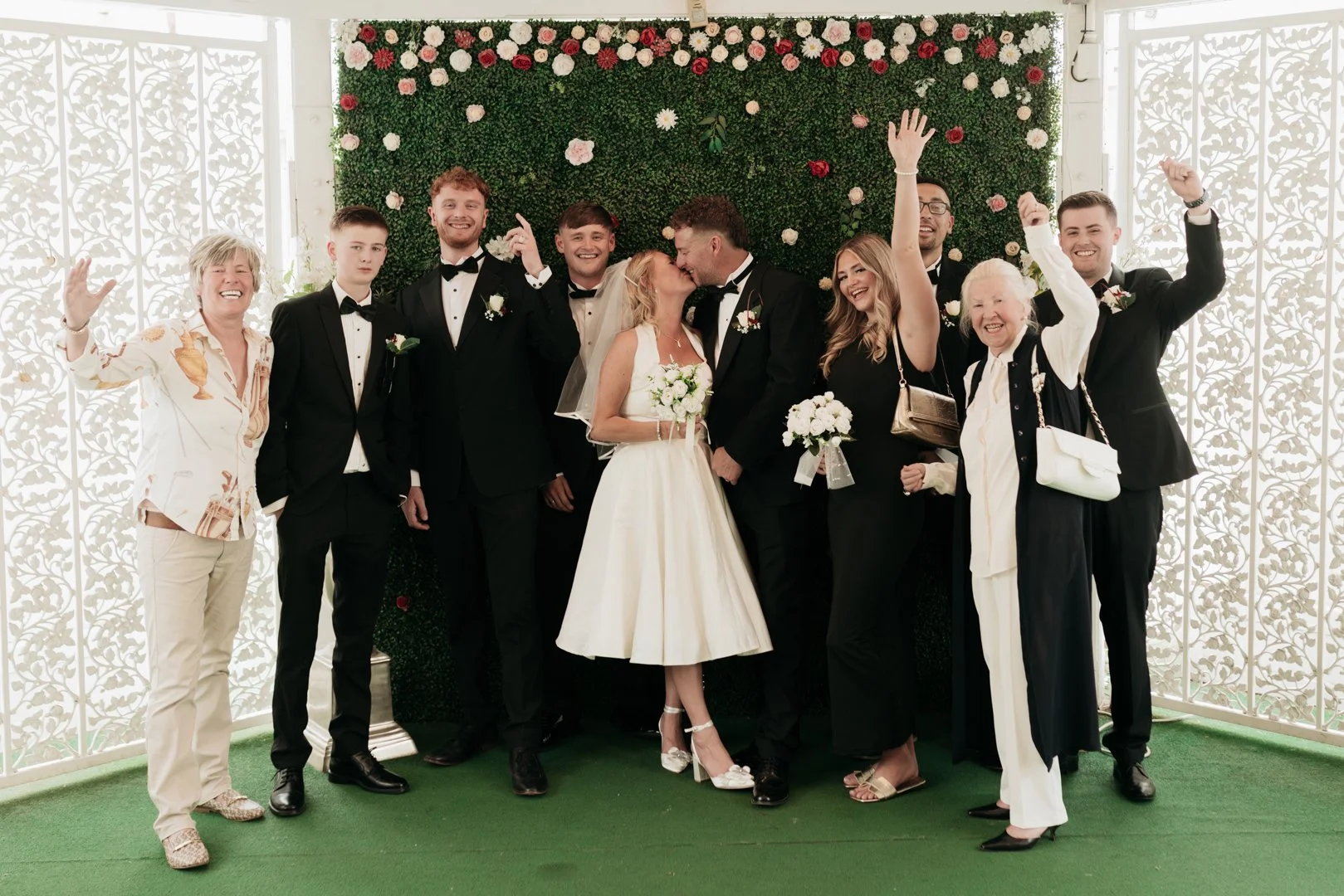 Vegas Elopement Low Res-68.jpg