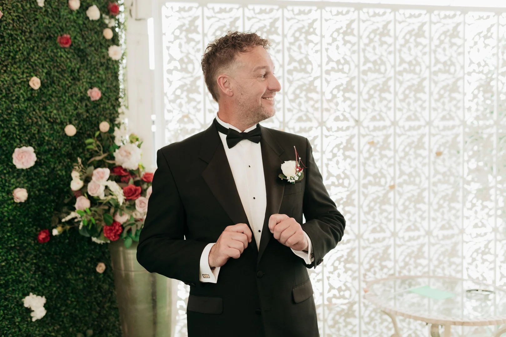 Vegas Elopement Low Res-16.jpg