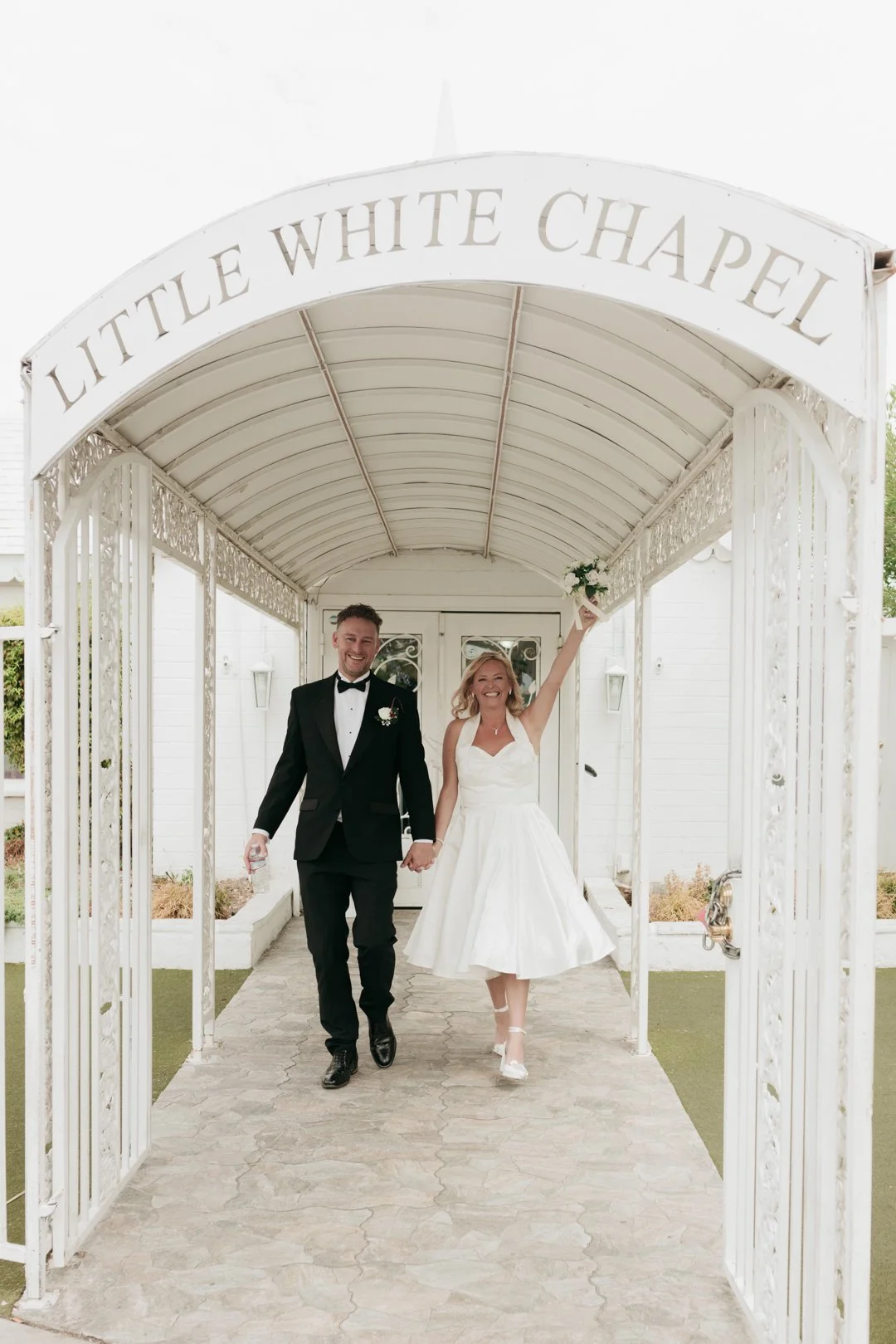 Vegas Elopement Low Res-94.jpg