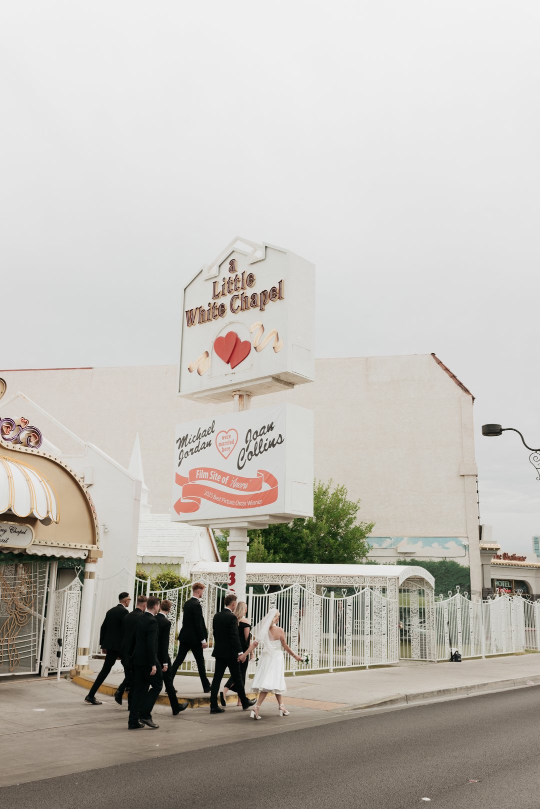 Vegas Elopement Low Res-100.jpg