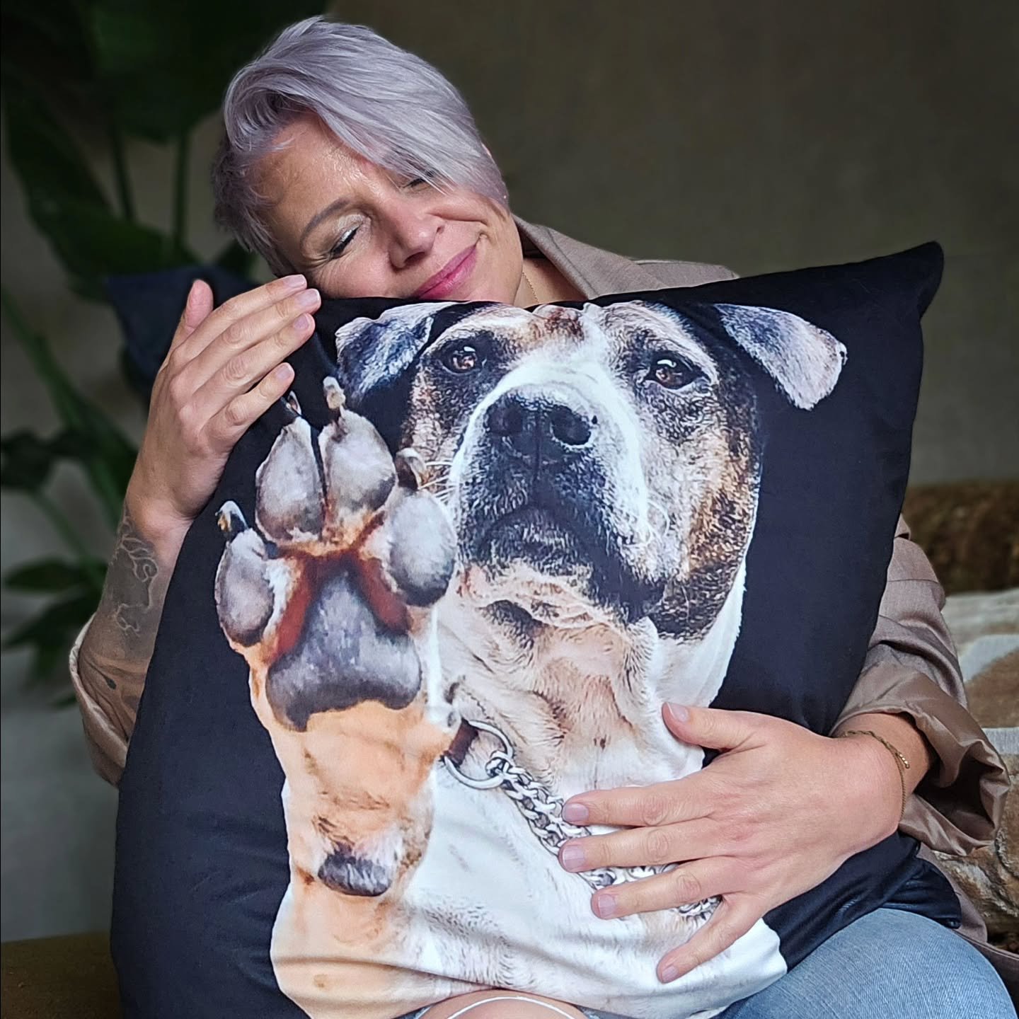 𝐅𝐨𝐭𝐨'𝐬 𝐧𝐢𝐞𝐭 𝐛𝐞𝐥𝐚𝐧𝐠𝐫𝐢𝐣𝐤? 𝐖𝐚𝐜𝐡𝐭 𝐦𝐚𝐚𝐫 𝐭𝐨𝐭 𝐝𝐚𝐭 𝐡𝐞𝐭 𝐞𝐧𝐢𝐠𝐞 𝐢𝐬 𝐰𝐚𝐭 𝐣𝐞 𝐧𝐨𝐠 𝐡𝐞𝐛𝐭...

Vandaag is het precies een jaar geleden dat we onze grootste vriend moest laten gaan. Ruim vijftien jaar lang was hij 