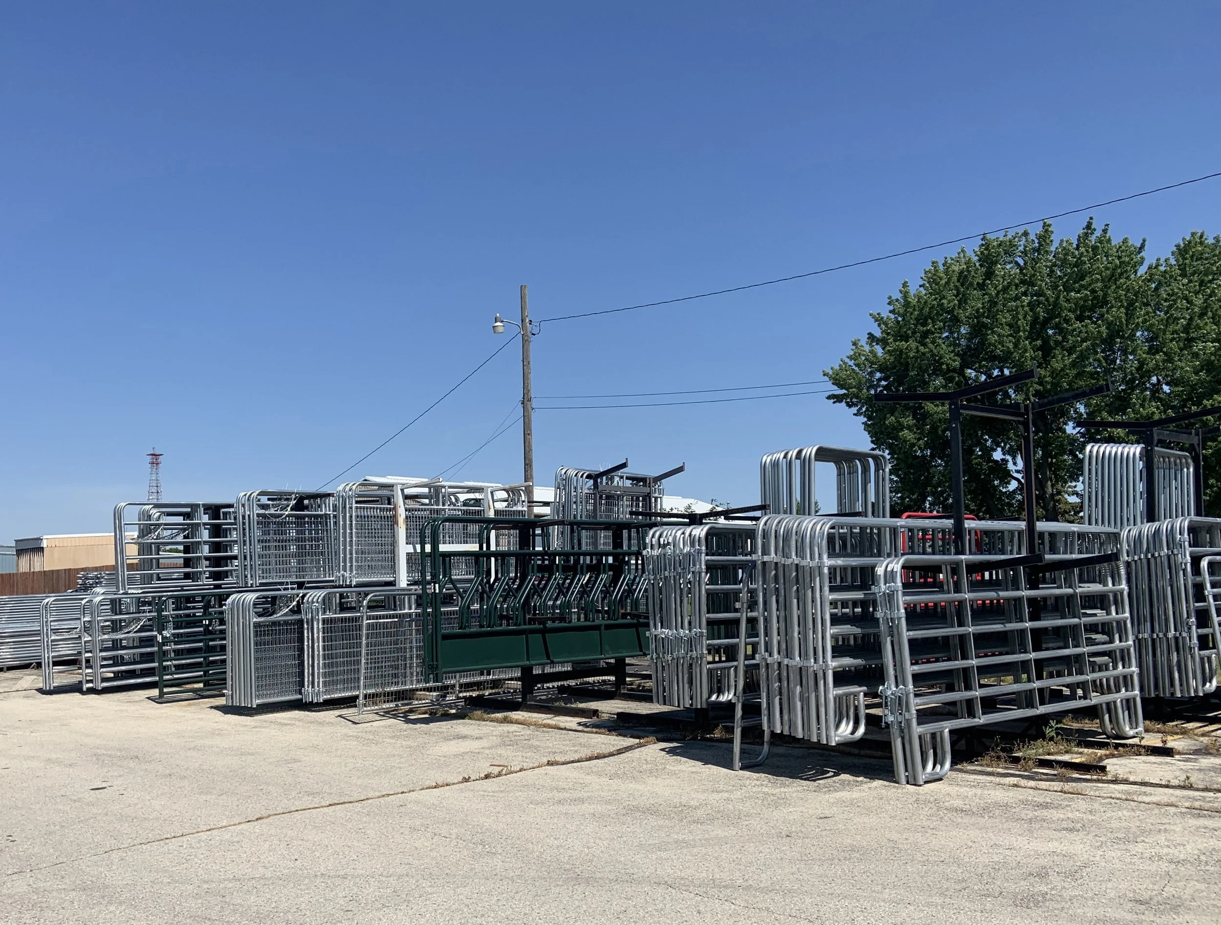 2 x 4 Wire Filled Gate