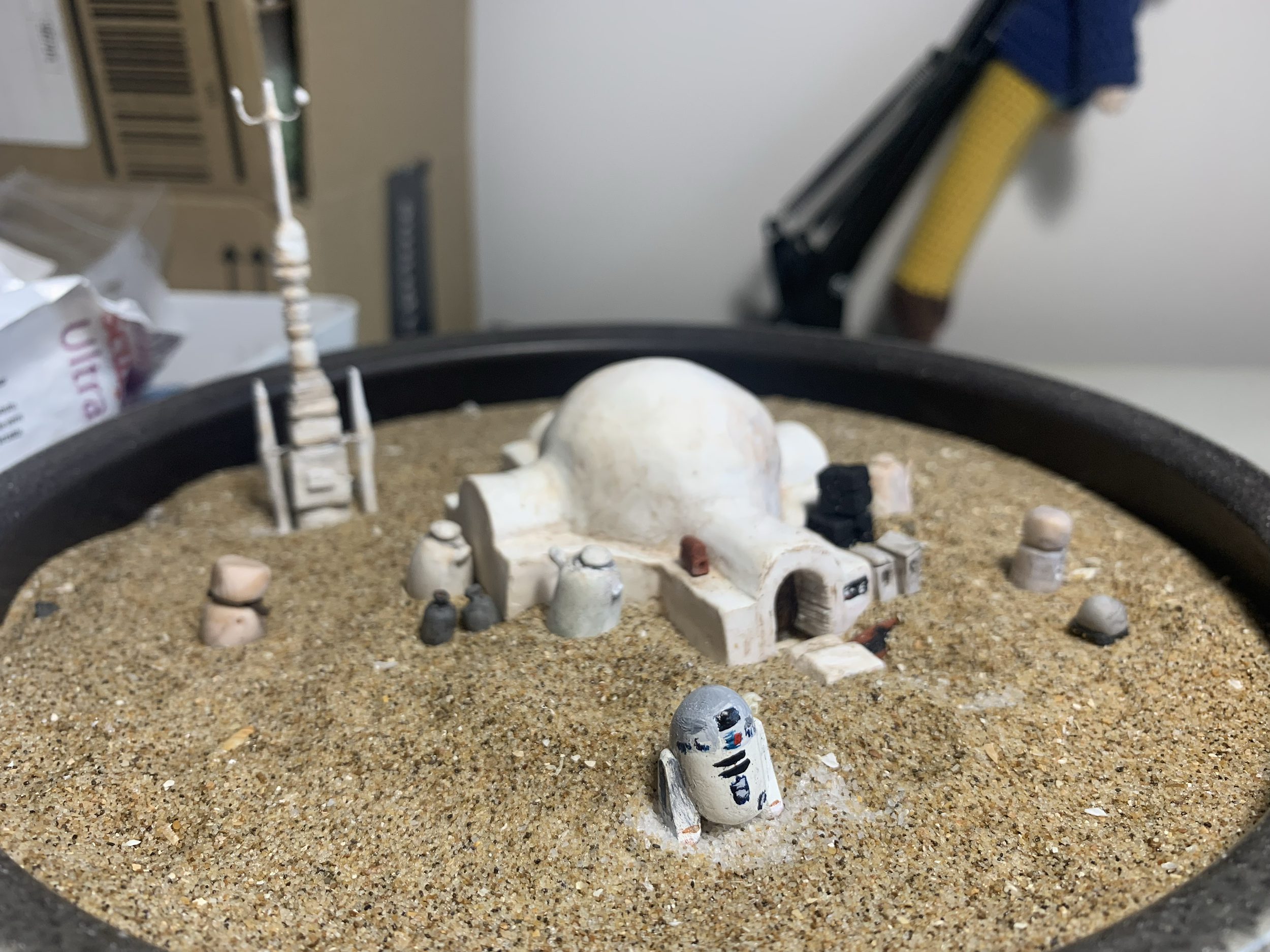 Filling base with sand layer