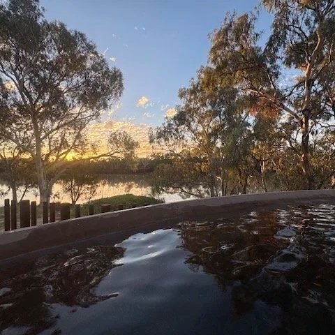 Cunnamulla: Rails, Races and Hot Springs