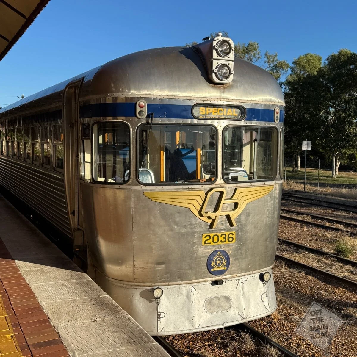 Vintage Queensland Rail motor train at the platform in Longreach, used on the Great Darr River Run