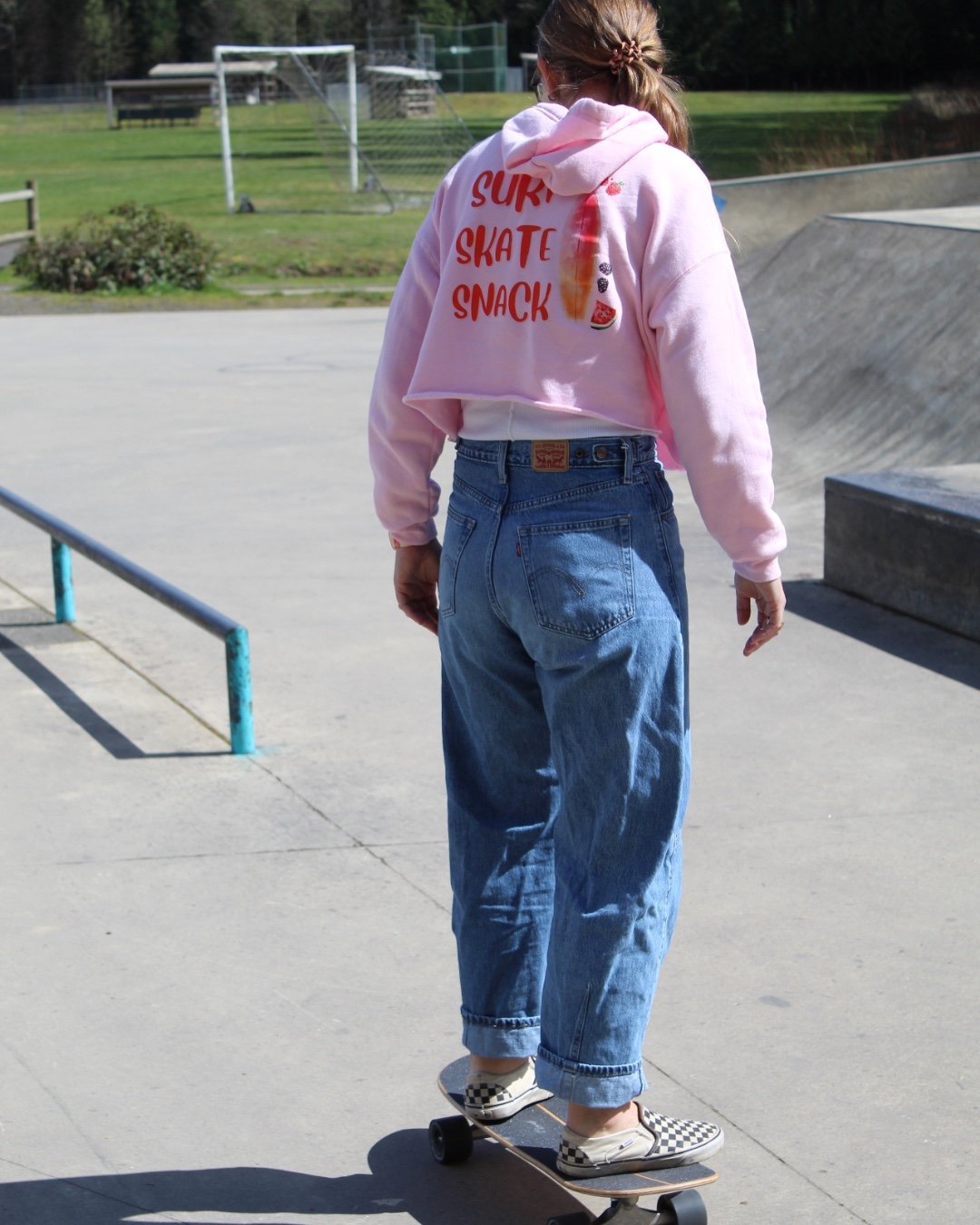 Try new things.. Be brave.. Take risks.. Laugh always.. Show you love each other.. Your kids are watching every time you do and will be better for it.
#parenting #mom #brave #skate #bringthekids