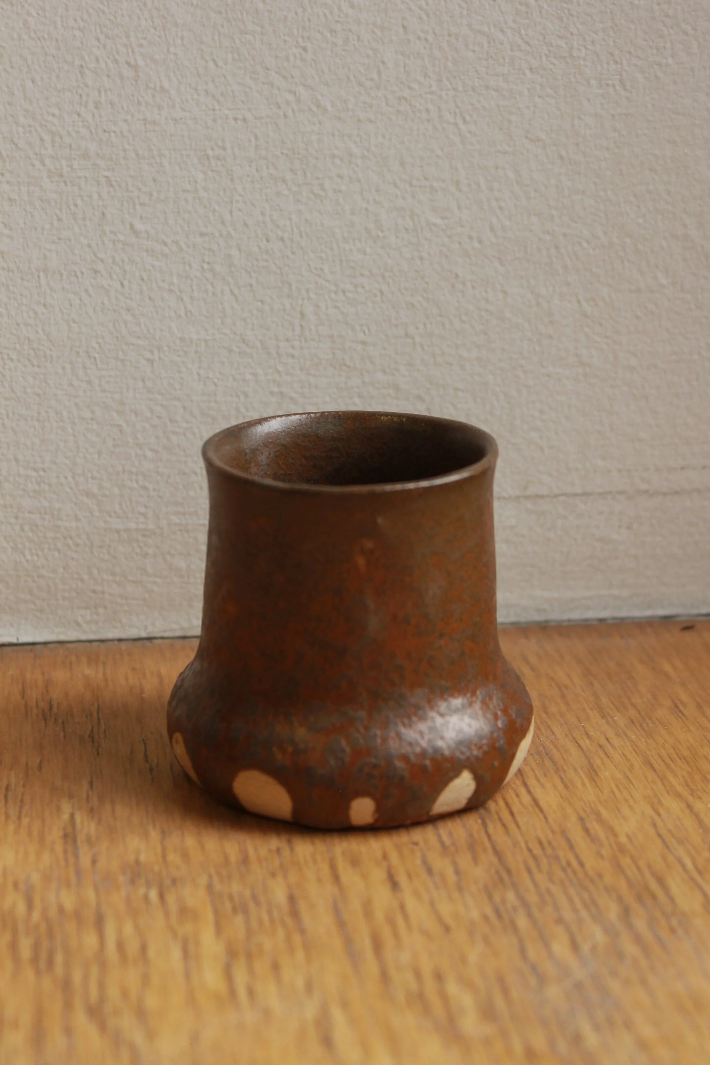 Nutmeg X. - Vase 9.jpg