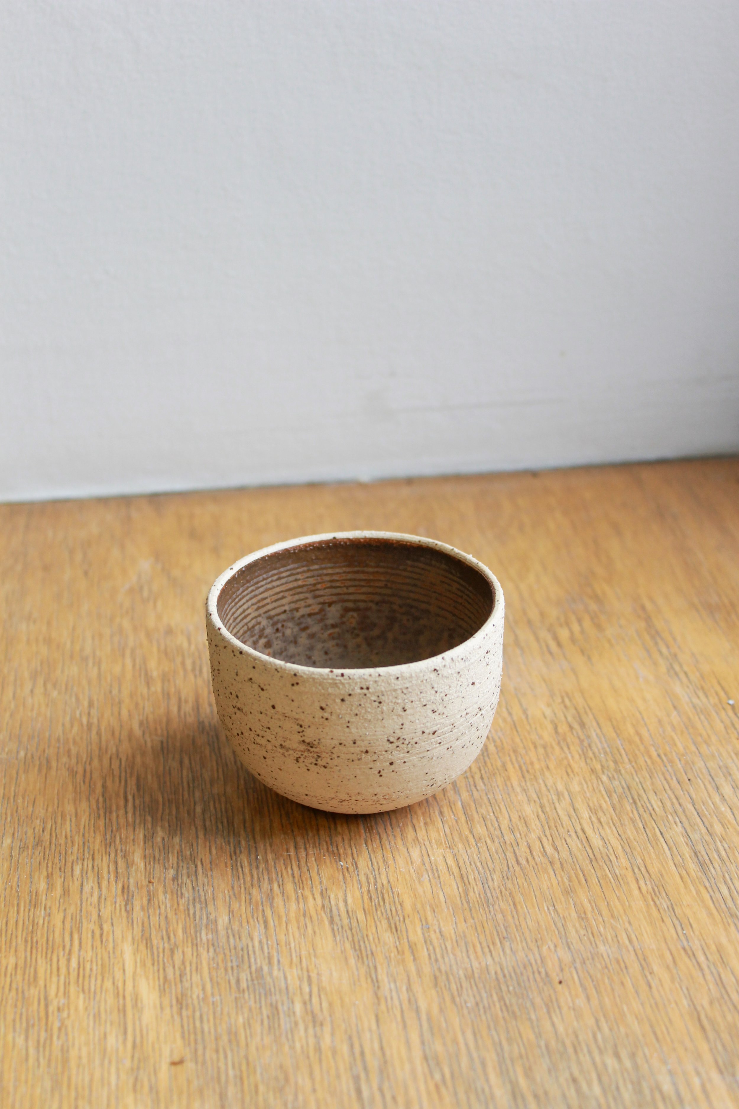 Nutmeg III - Small Bowl_Medium Cup 2.jpg