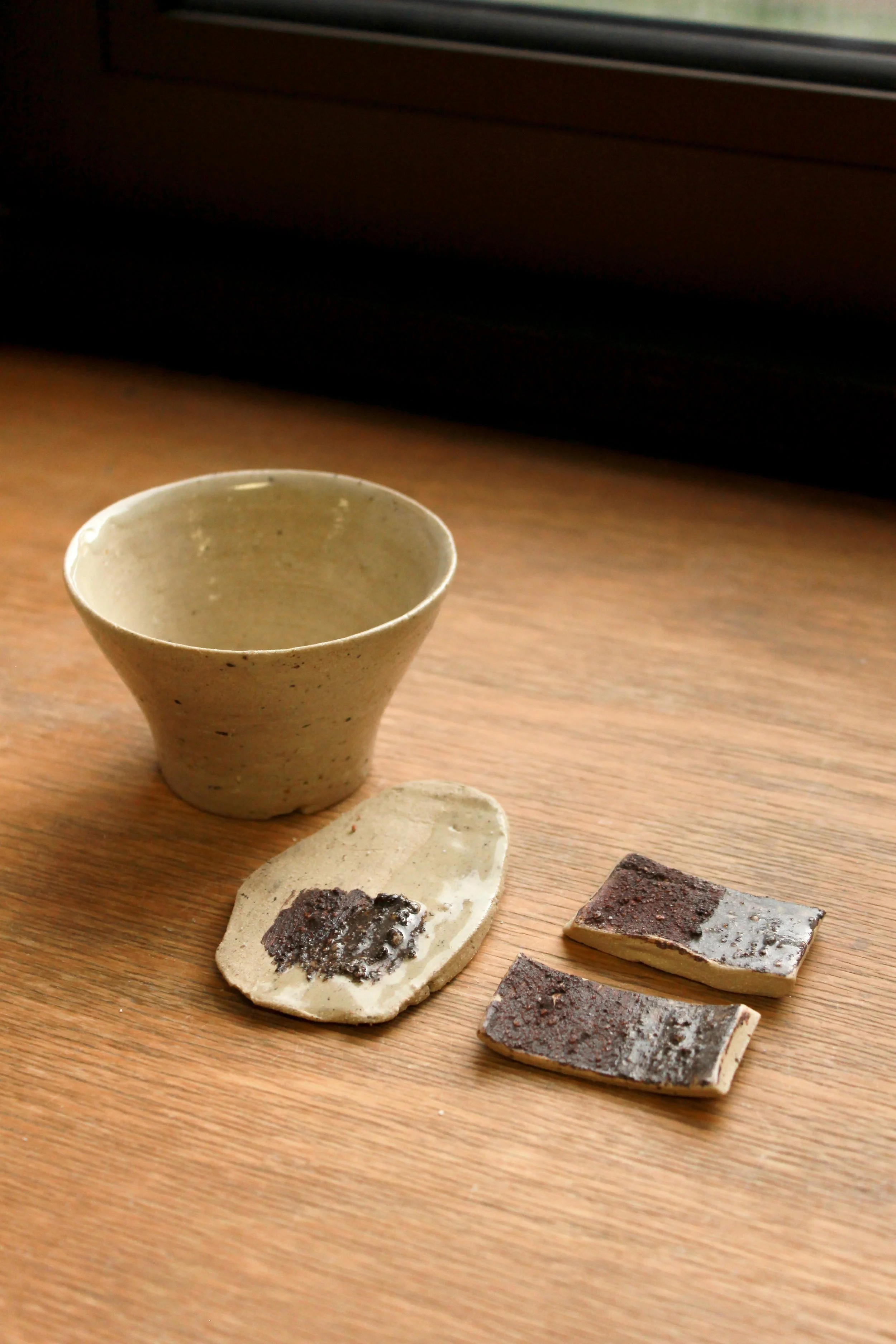 Wild Clay Experiment I. with test tiles 2.jpg