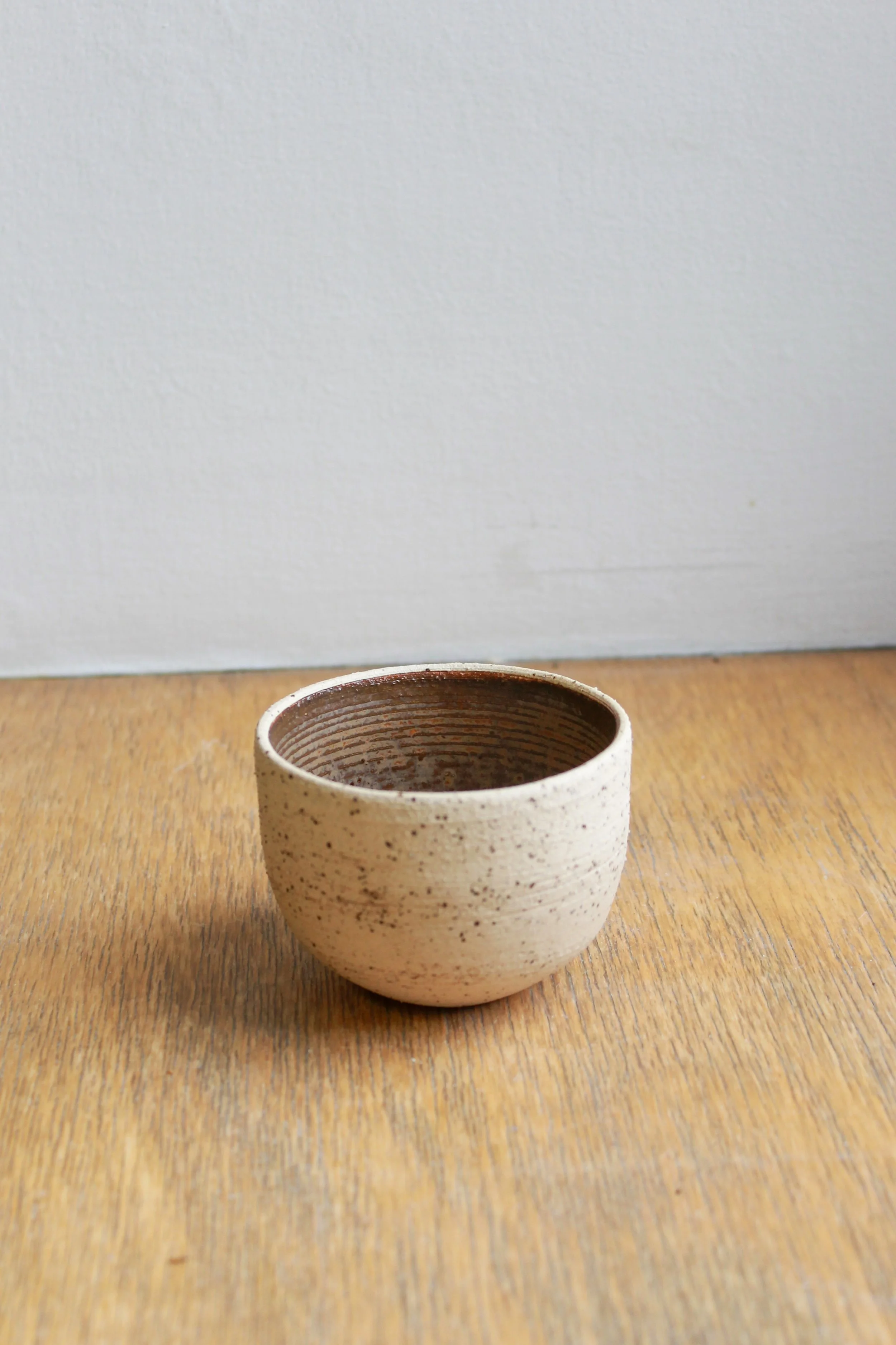 Nutmeg III - Small Bowl_Medium Cup 4.jpg