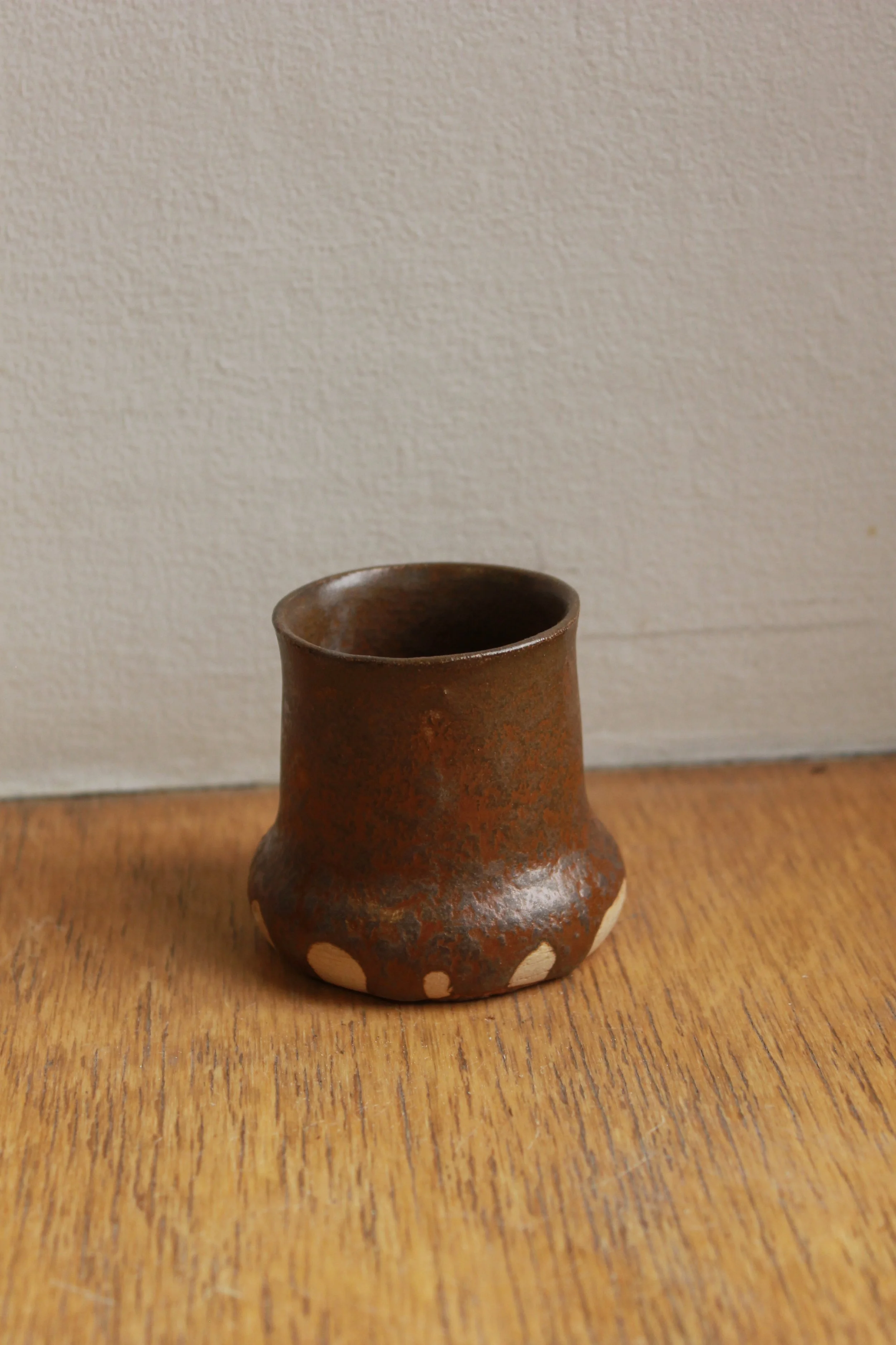 Nutmeg X. - Vase 11.jpg