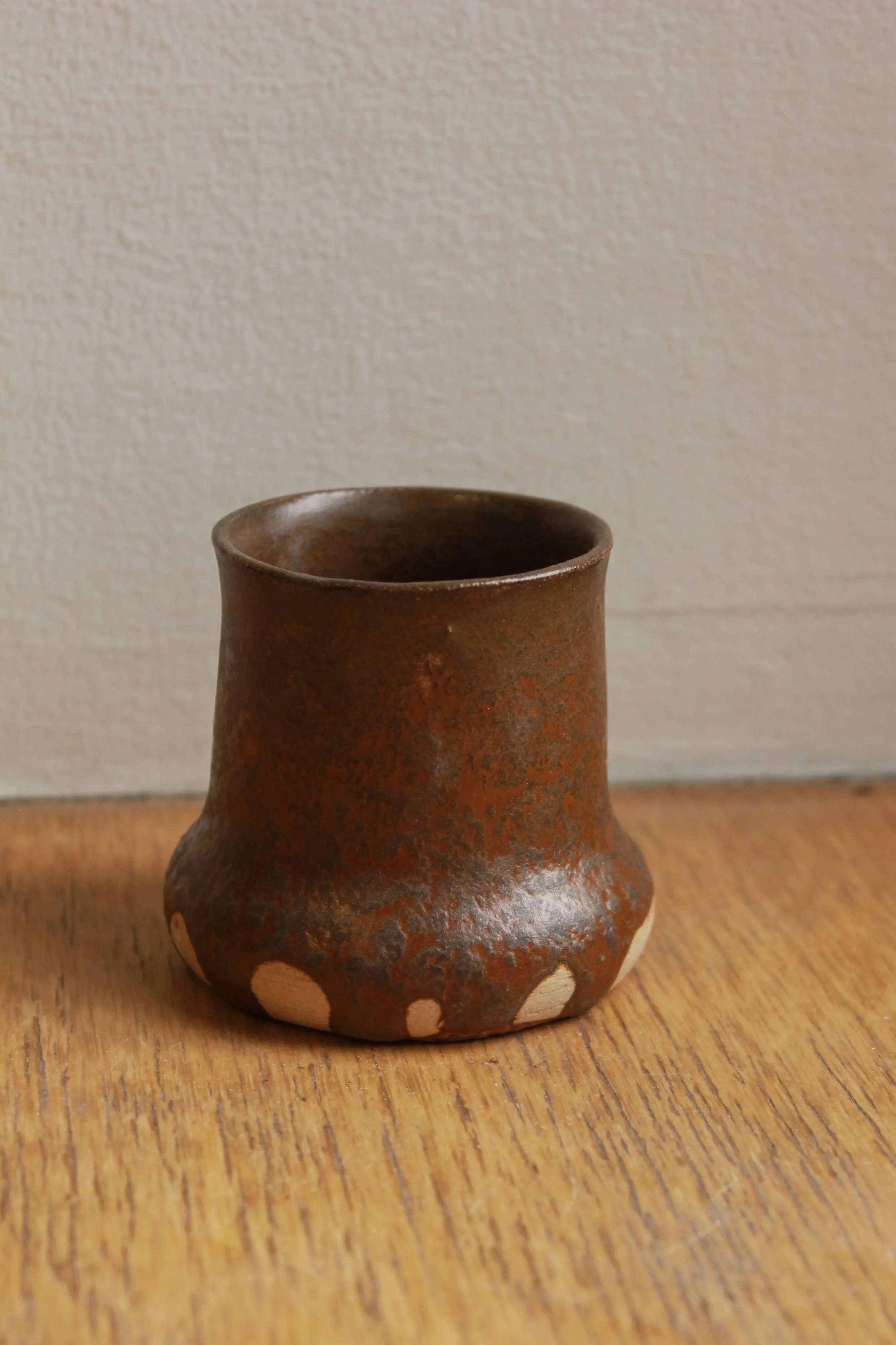 Nutmeg X. - Vase 8.jpg