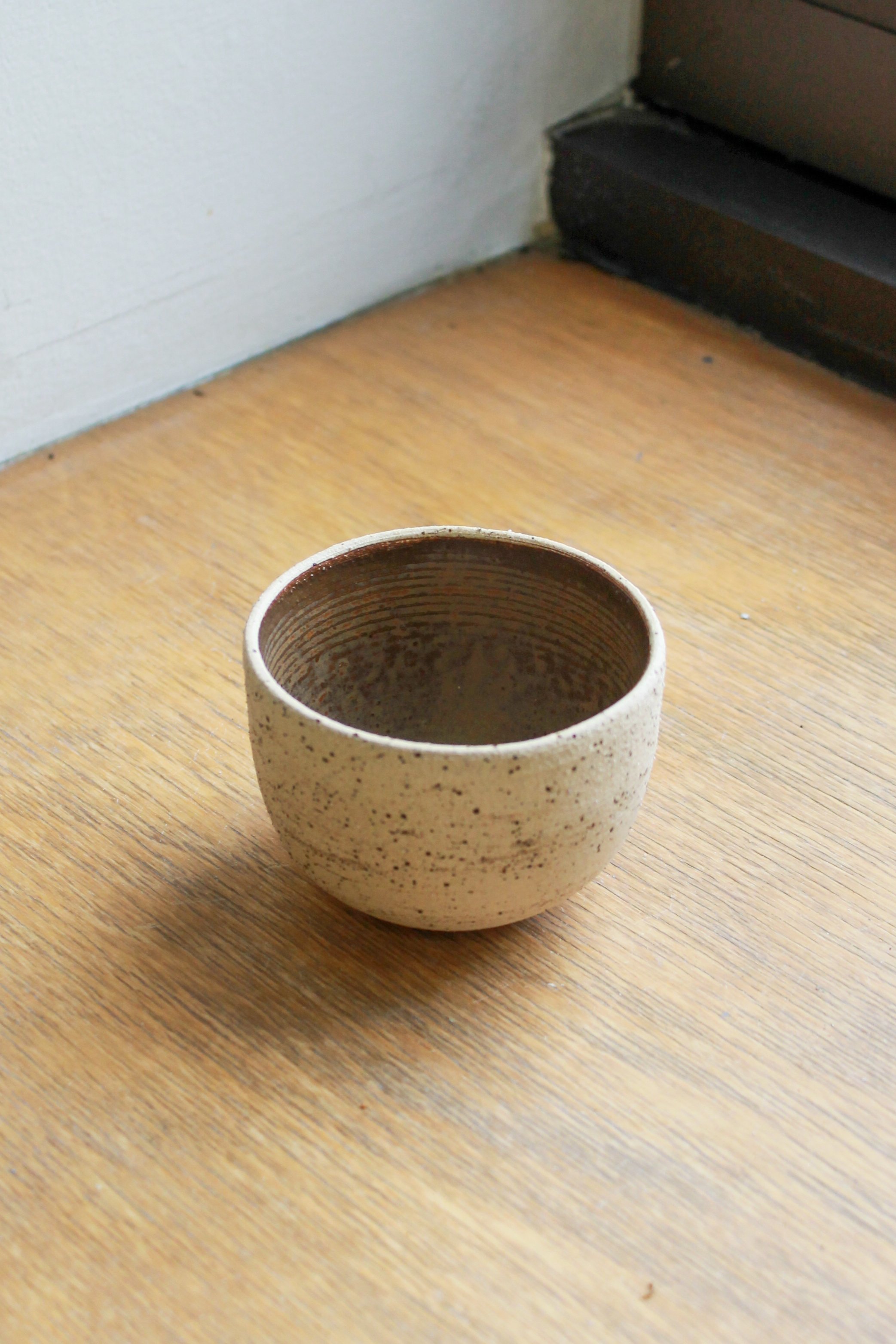 Nutmeg III - Small Bowl_Medium Cup 1.jpg
