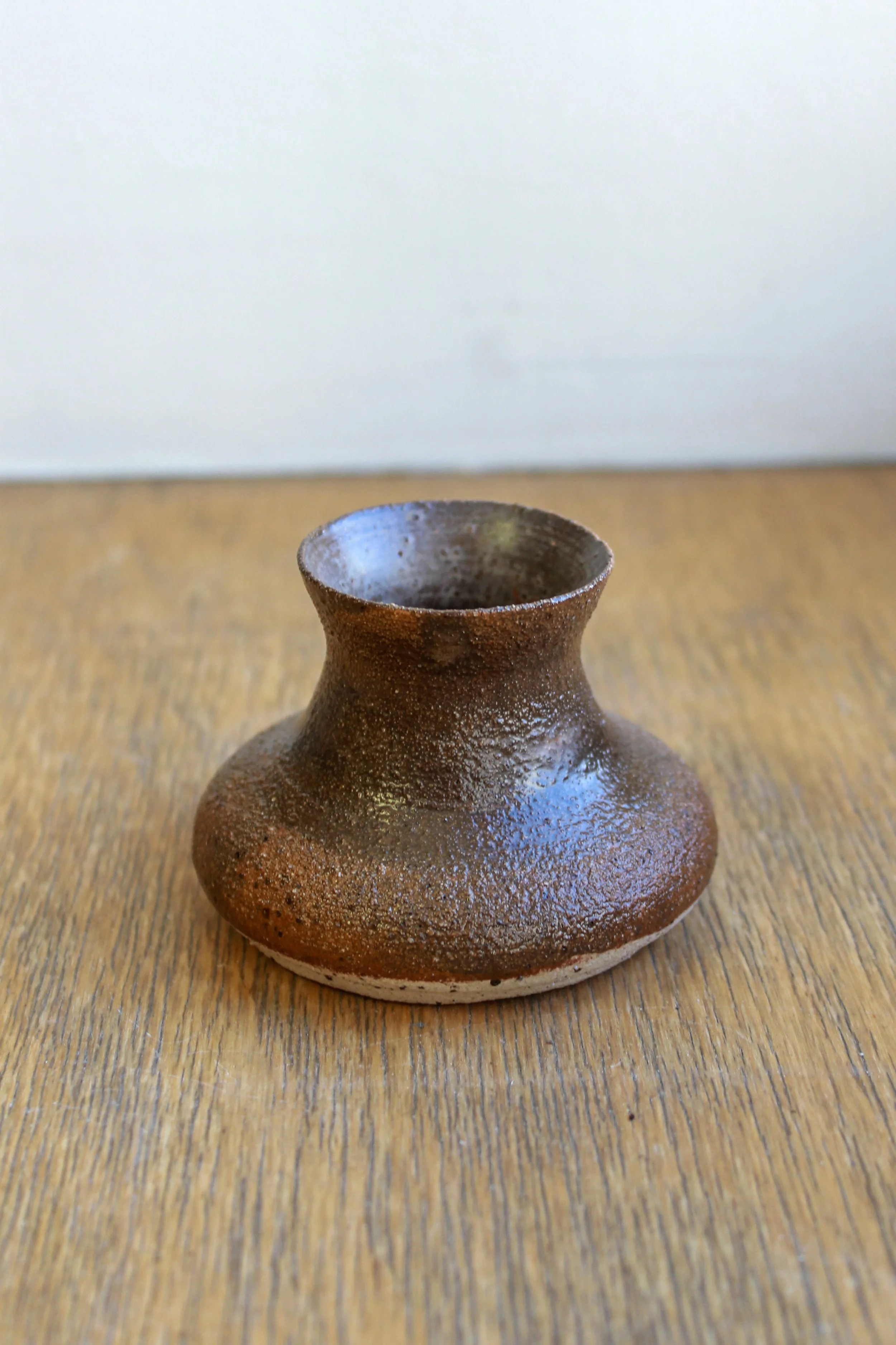 Nutmeg Brown V - Small Vase 1.jpg