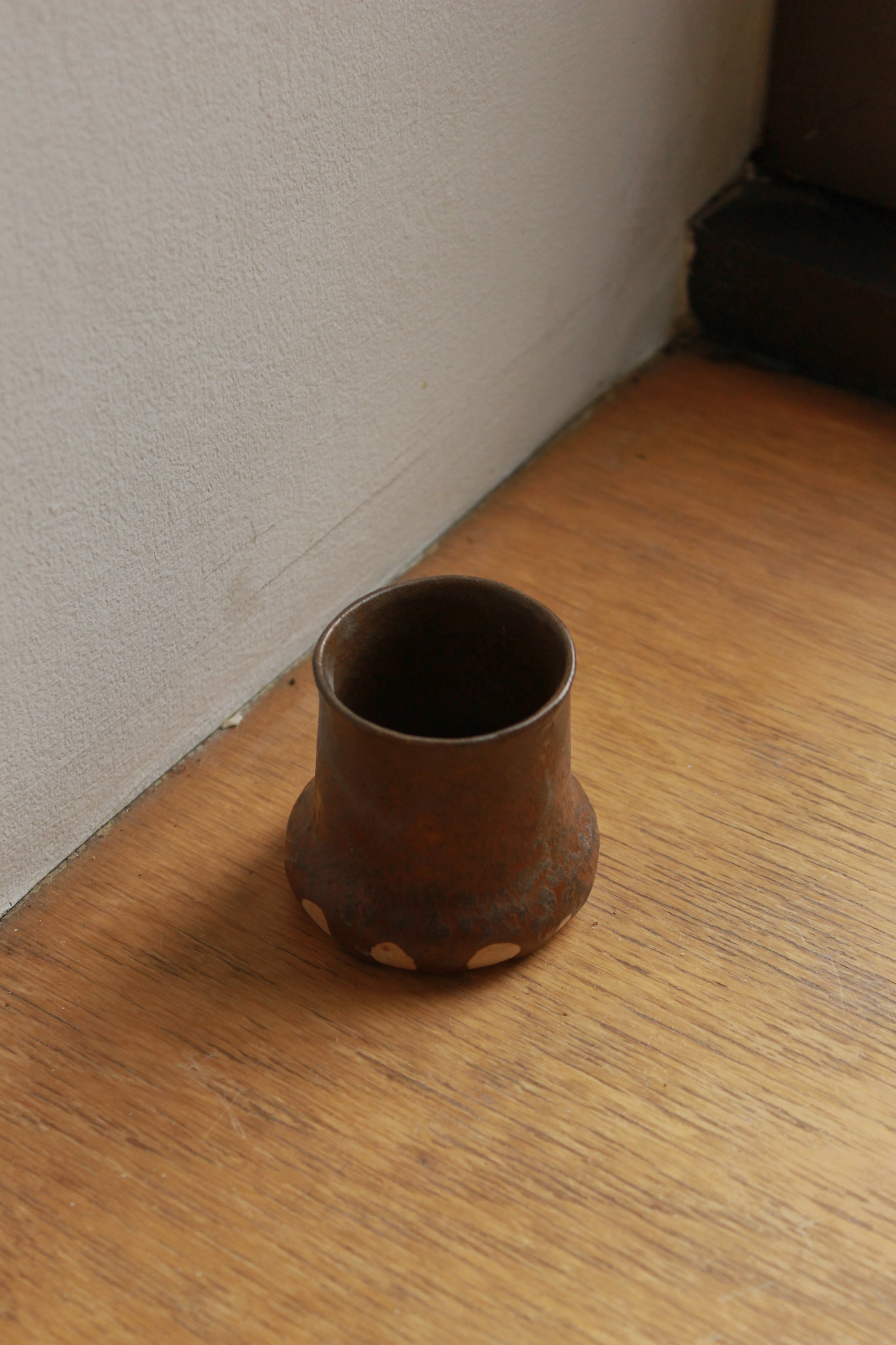 Nutmeg X. - Vase 12.jpg