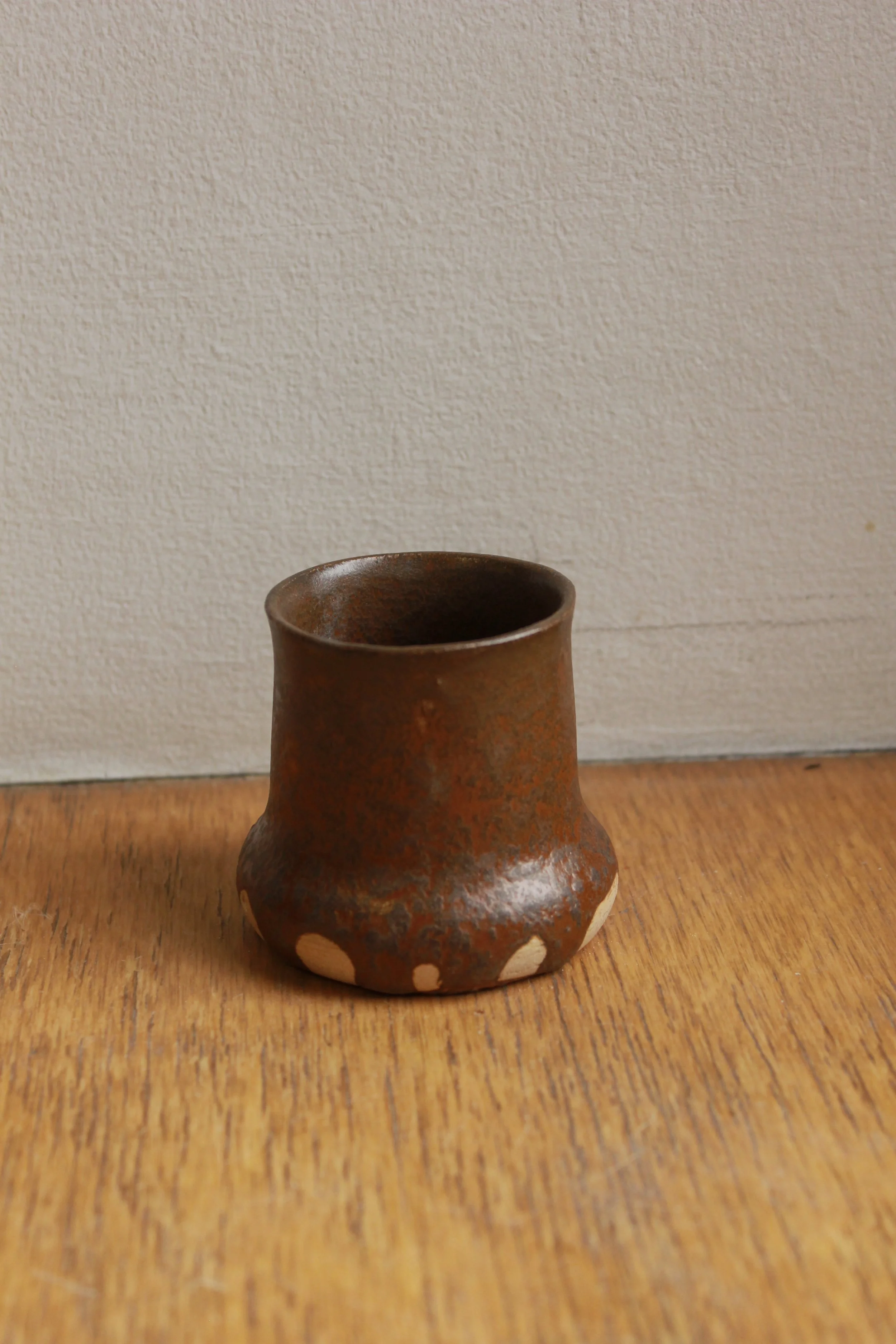 Nutmeg X. - Vase 10.jpg
