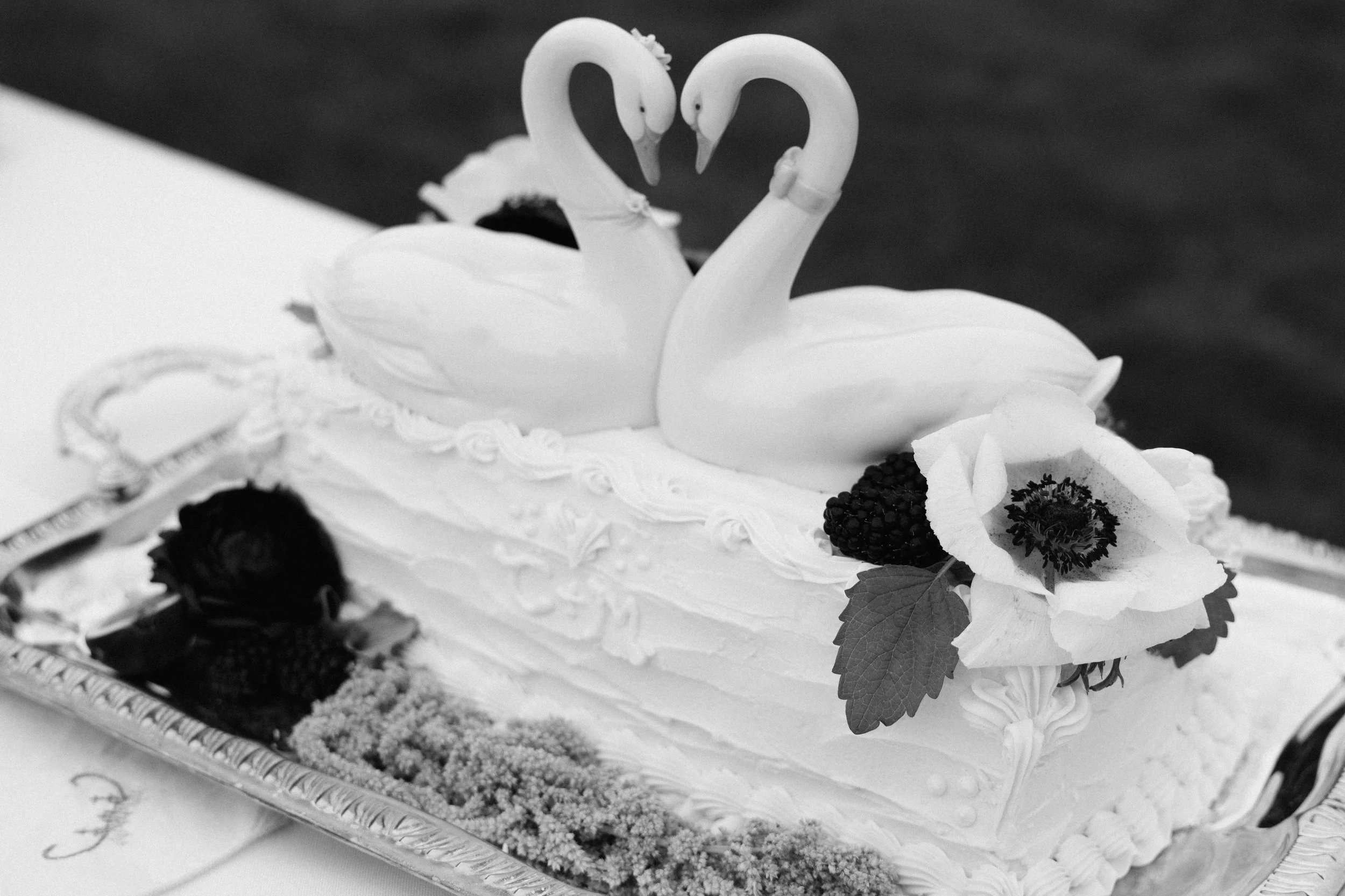 Vintage wedding cake with swan cake topper, Wenatchee Washington