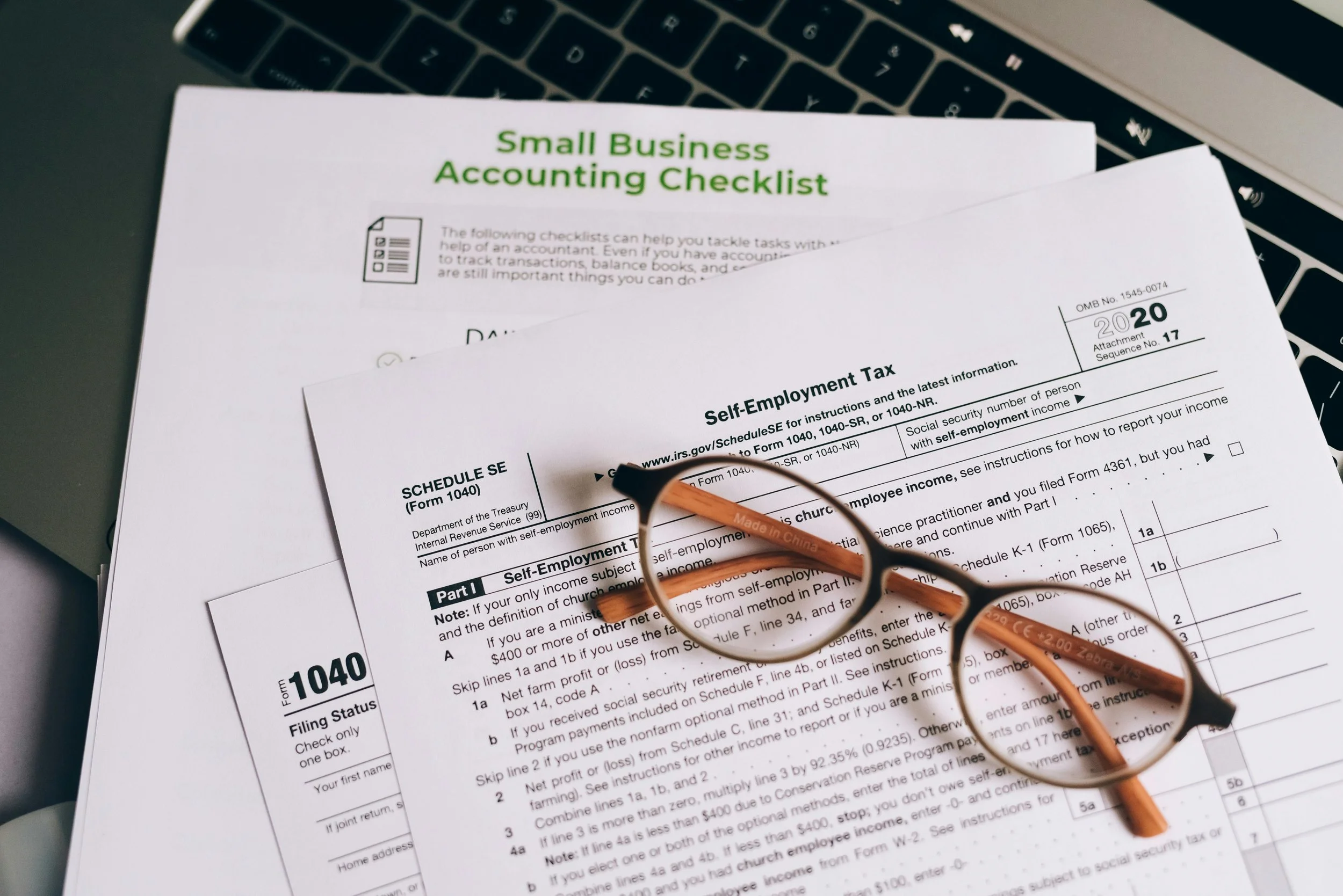 Why Seattle Businesses Should Prioritize Bookkeeping Mid-Year