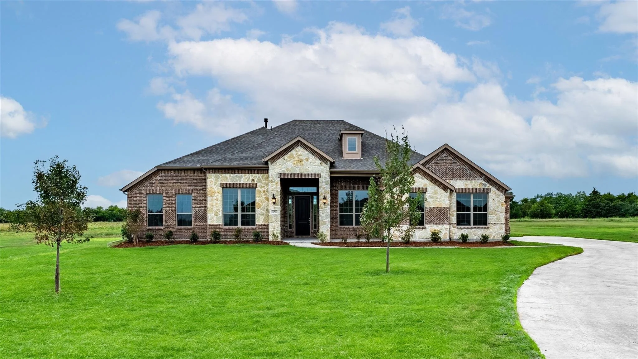 Honeywell Dr Sold by The McCoy Group