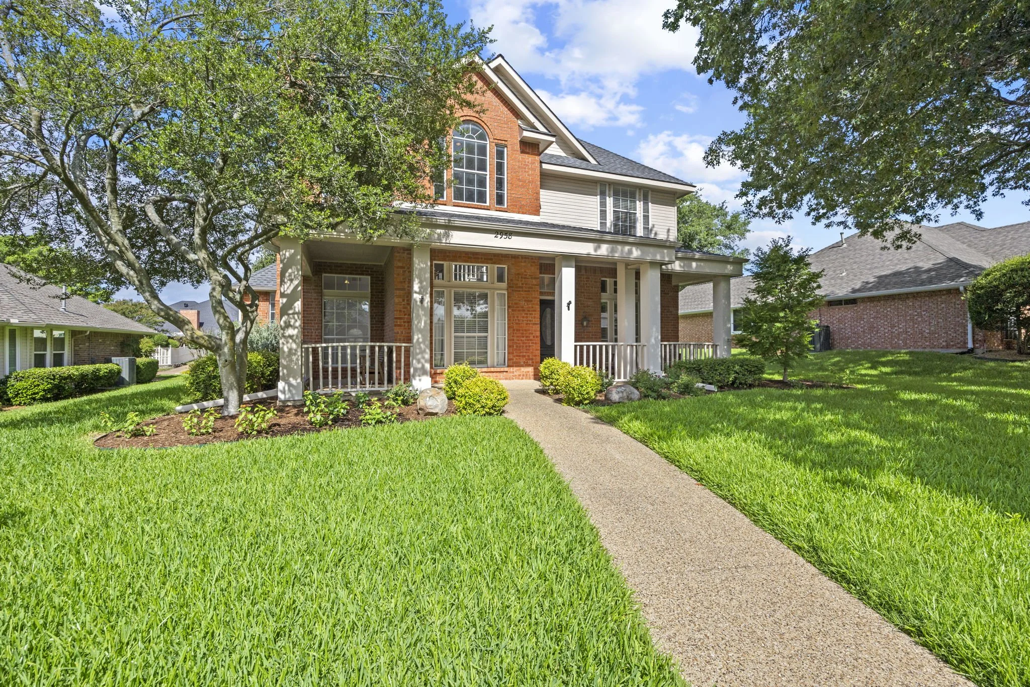 2-web-or-mls-2958-oak-dr.jpg