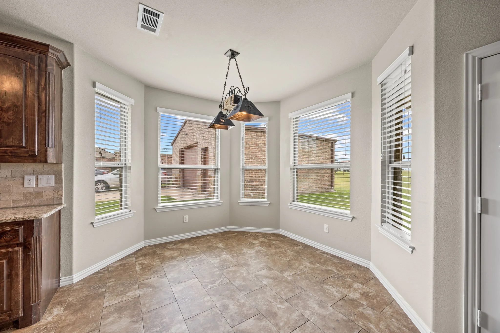 4-web-or-mls-5322-co-rd-939.jpg