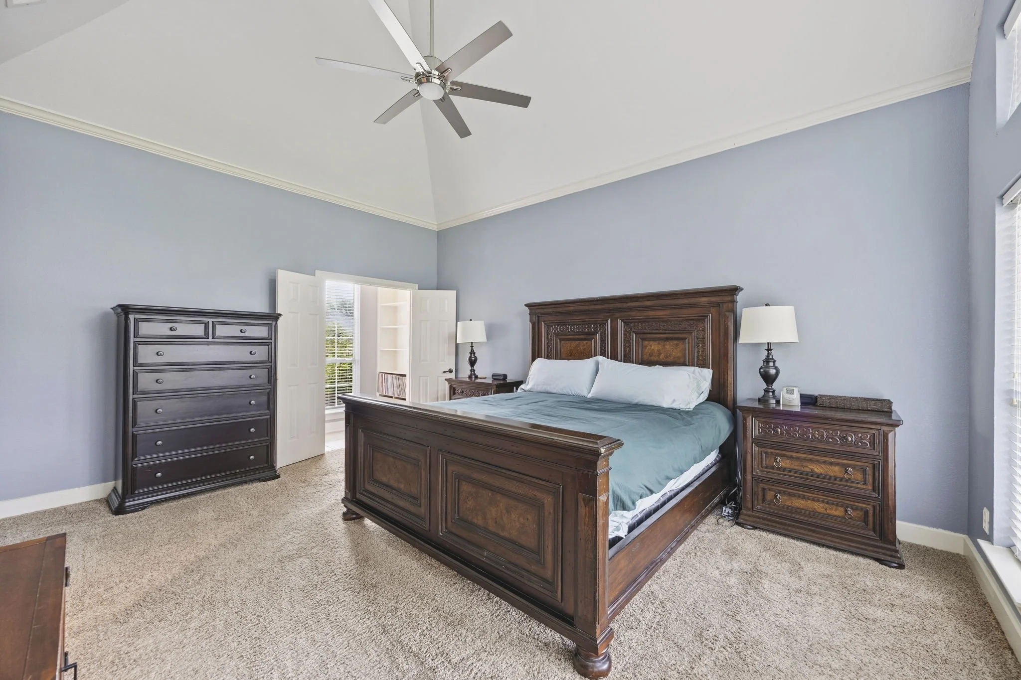 19-web-or-mls-2958-oak-dr.jpg