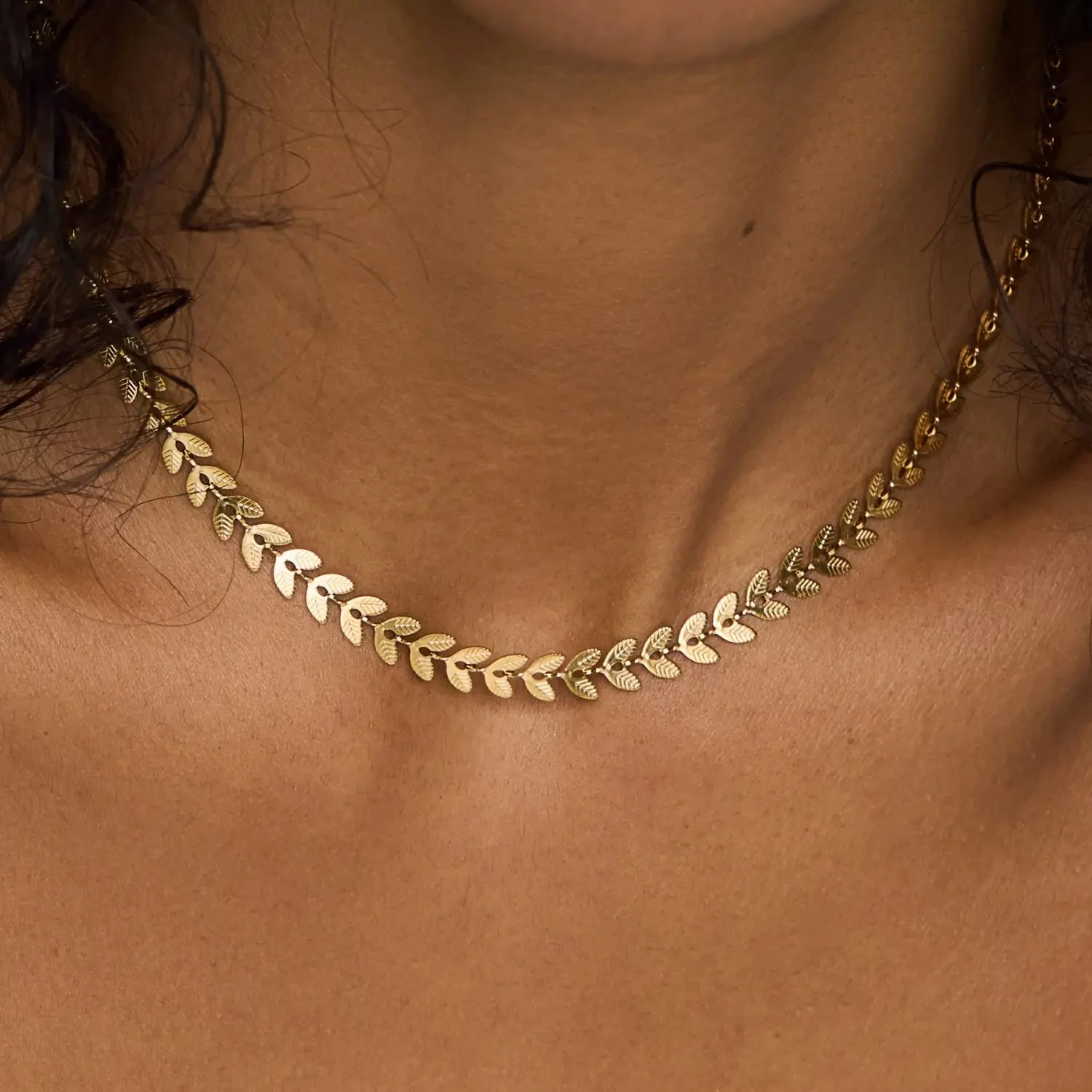 Choker_Pinhais_Banhado_em_Ouro_18k_2.jpg