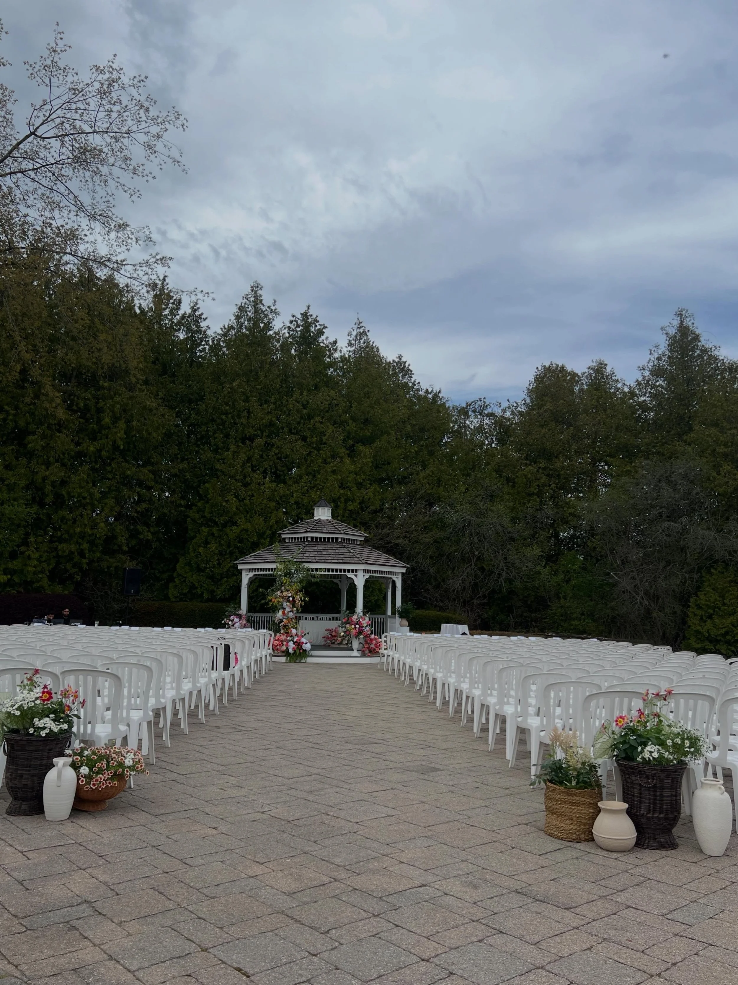Recap of Long weekend celebration 

Planner : @eventsbywhim 
Venue : @eventsdeercreek 
Florist : @moooi_fleur

My team @the_wrongflorist @unfazedfloral @wildflowersandco  and mom