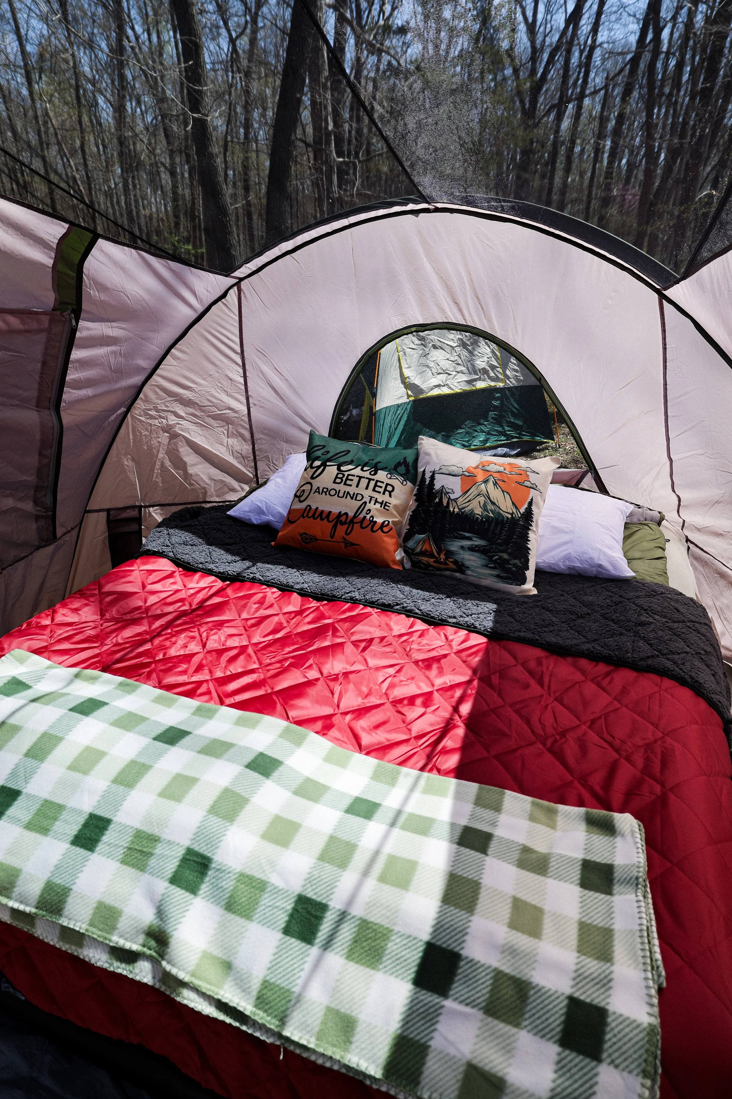Glamping Sleeping Bags and Bedding 