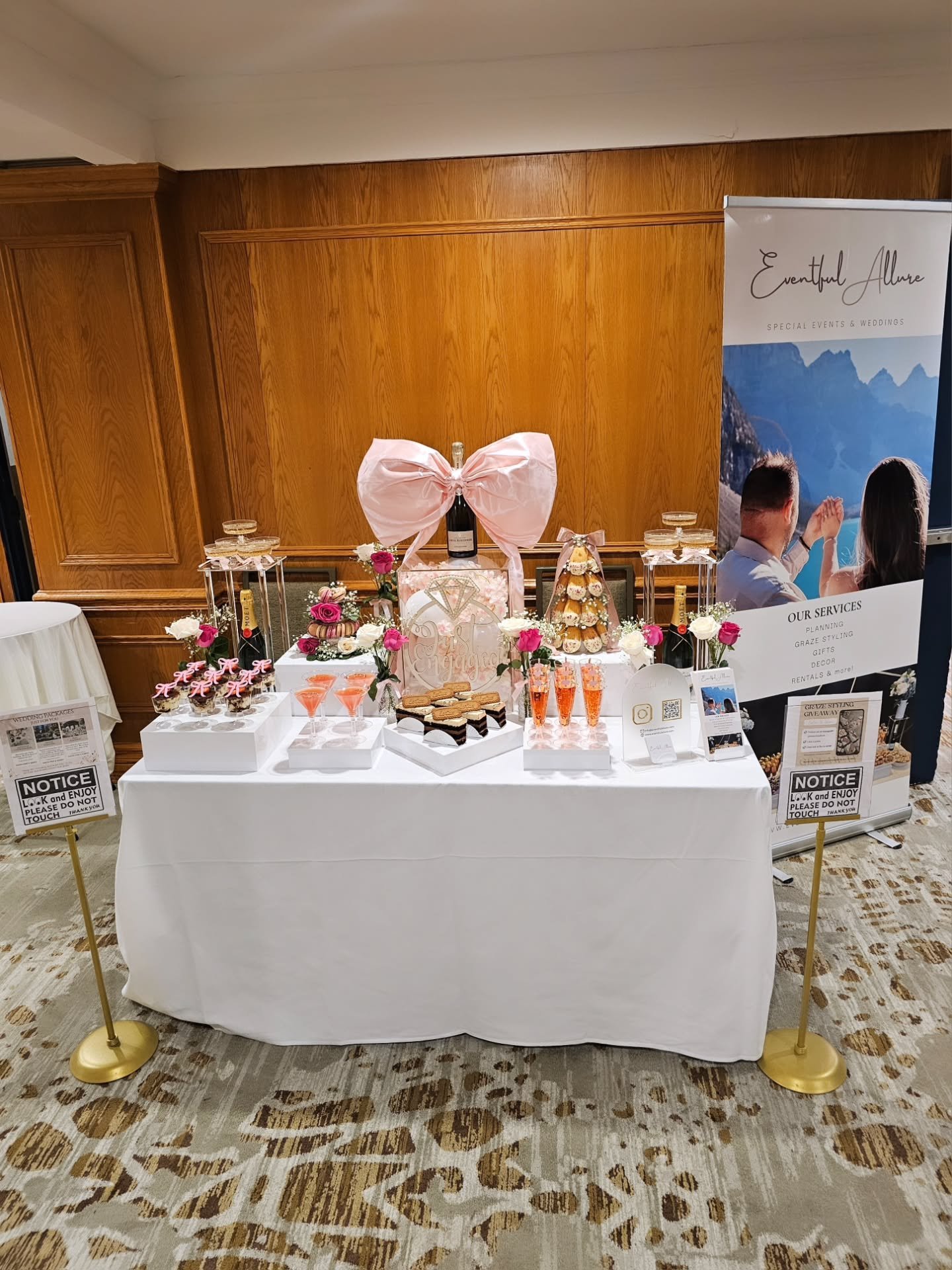 We had the best time meeting all the couples, bridesmaid &amp; loved ones at the @canadianweddingexpo this weekend, where we featured a special Graze Styling Giveaway for one lucky couple! Thank you to everyone who stopped by, entered, and showed us 