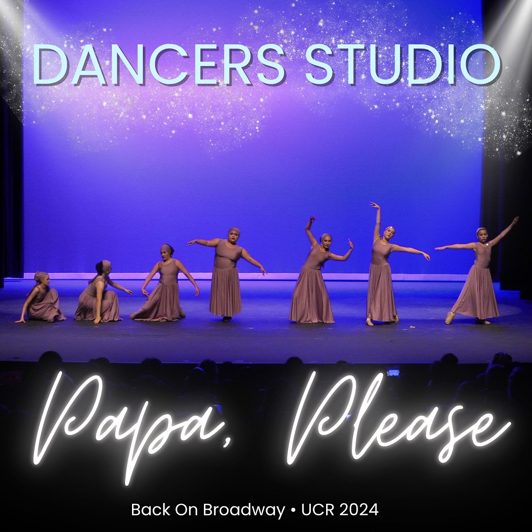 Recital pictures.📸
Thursday Teen lyrical 💜

#dance #danceriverside #dancers #danceshow #dancersstudio #RiversideCA #RiversideDance #RiversideCommunity #InlandEmpire  #danceperformance #show #danceclass #classes #danceschool #dancing #ages #3andUp #