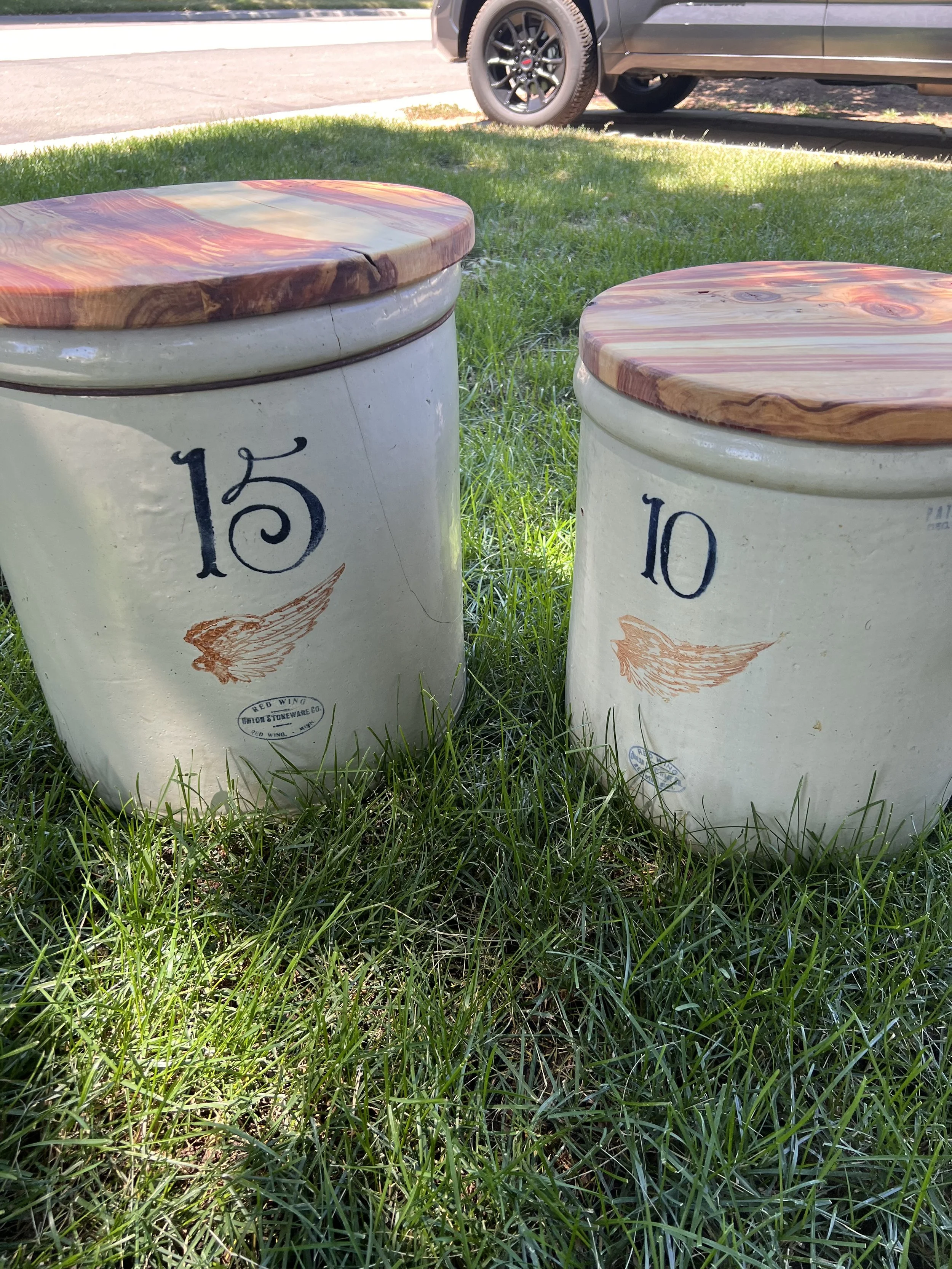 Aromatic Cedar Antique Lids