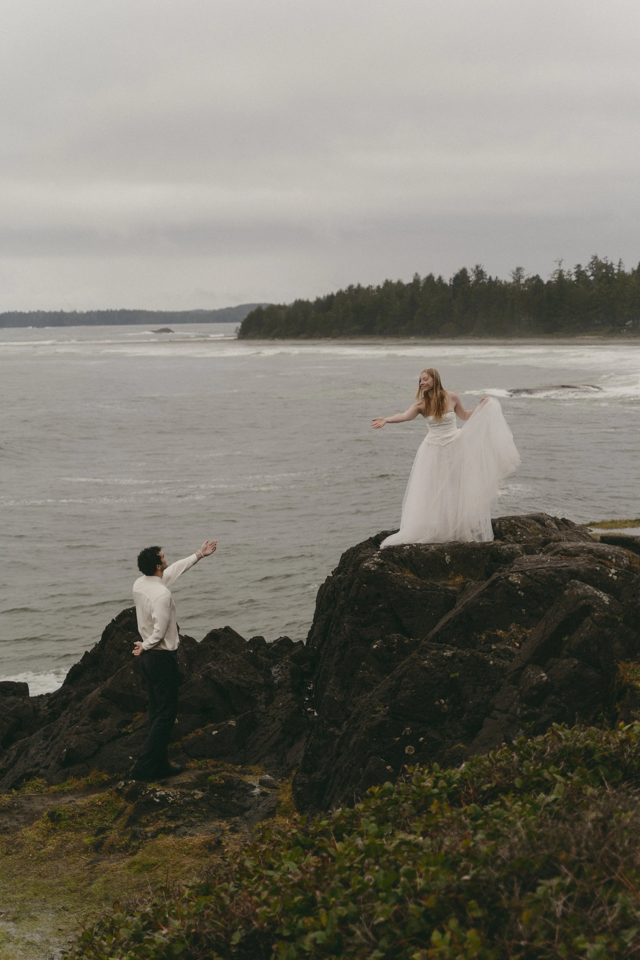 couples rainy moody elopement in Tofino BC
