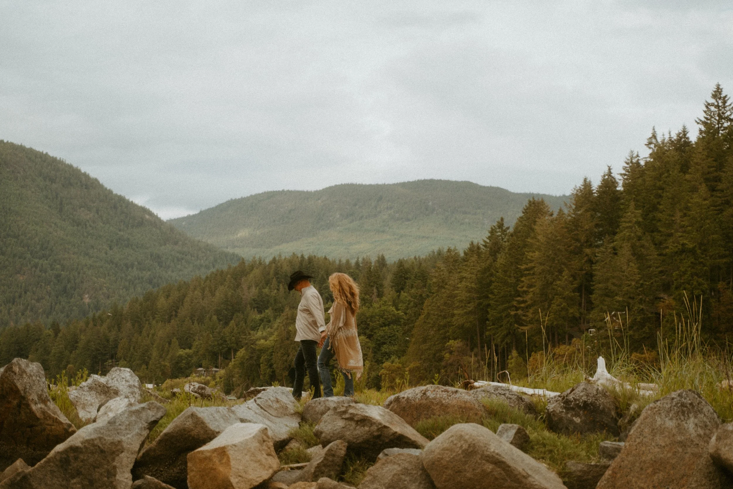 Couples session on the beach in Sechelt, British Columbia