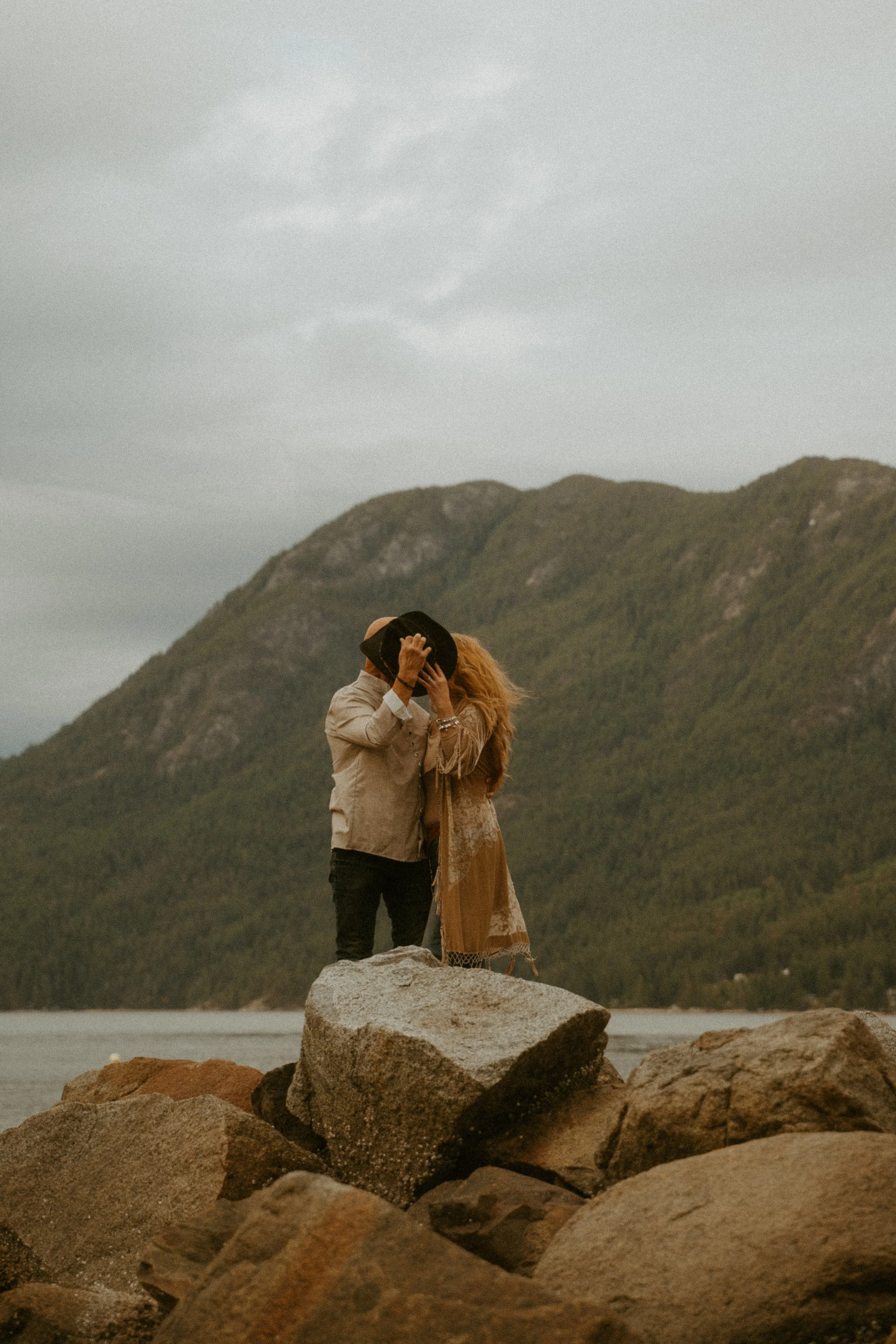 Couples session on the beach in Sechelt, British Columbia