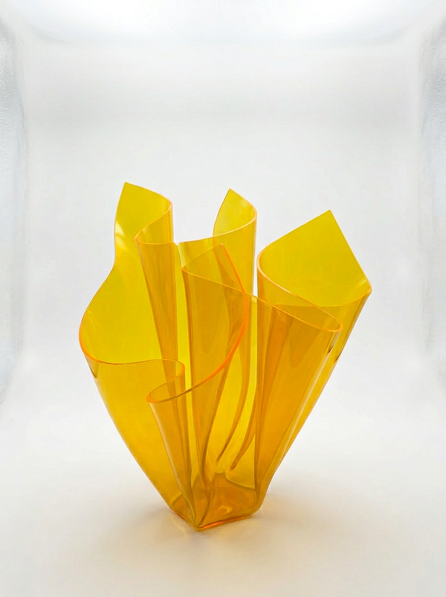 fluorescent-sculpture (2).png