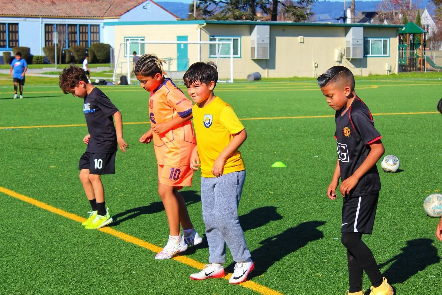 No shortcuts. Just young ballers putting in the work.

#elitefutbolcollective