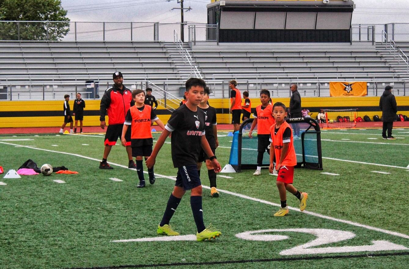 Coming off a strong weekend, but we&rsquo;re not satisfied&mdash;standards stay high. 📈

2015 boys back to work, focused on improving every single day. Keep raising the bar, keep getting better. 💪⚽️

#elitefutbolcollective