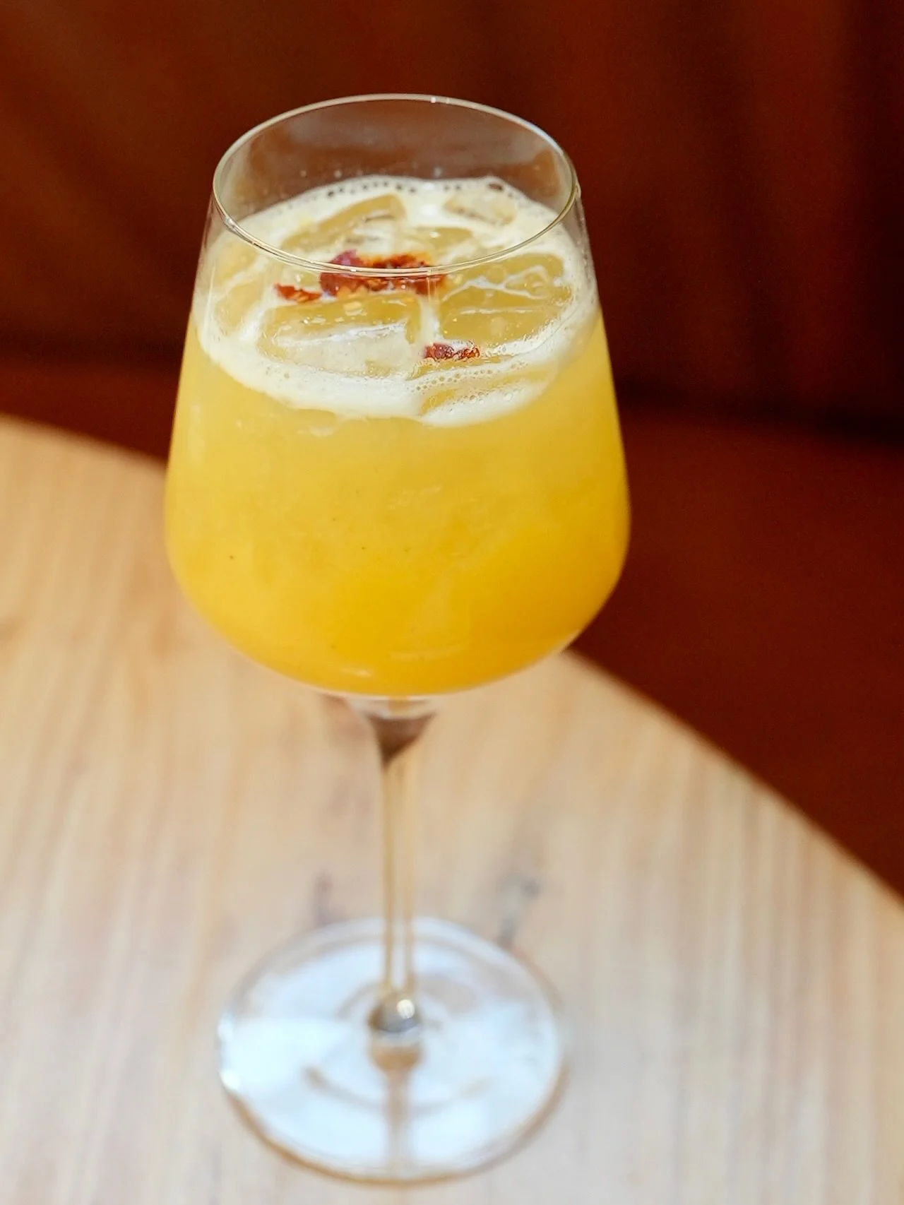 Holiday In Peru- Bombay London Dry Gin, Pear, Pear Liqueur, Rosemary Syrup, Aji Amarillo, and Tonic. 

New Cocktail Menu Available Today. 

📸 @alldayfeatures