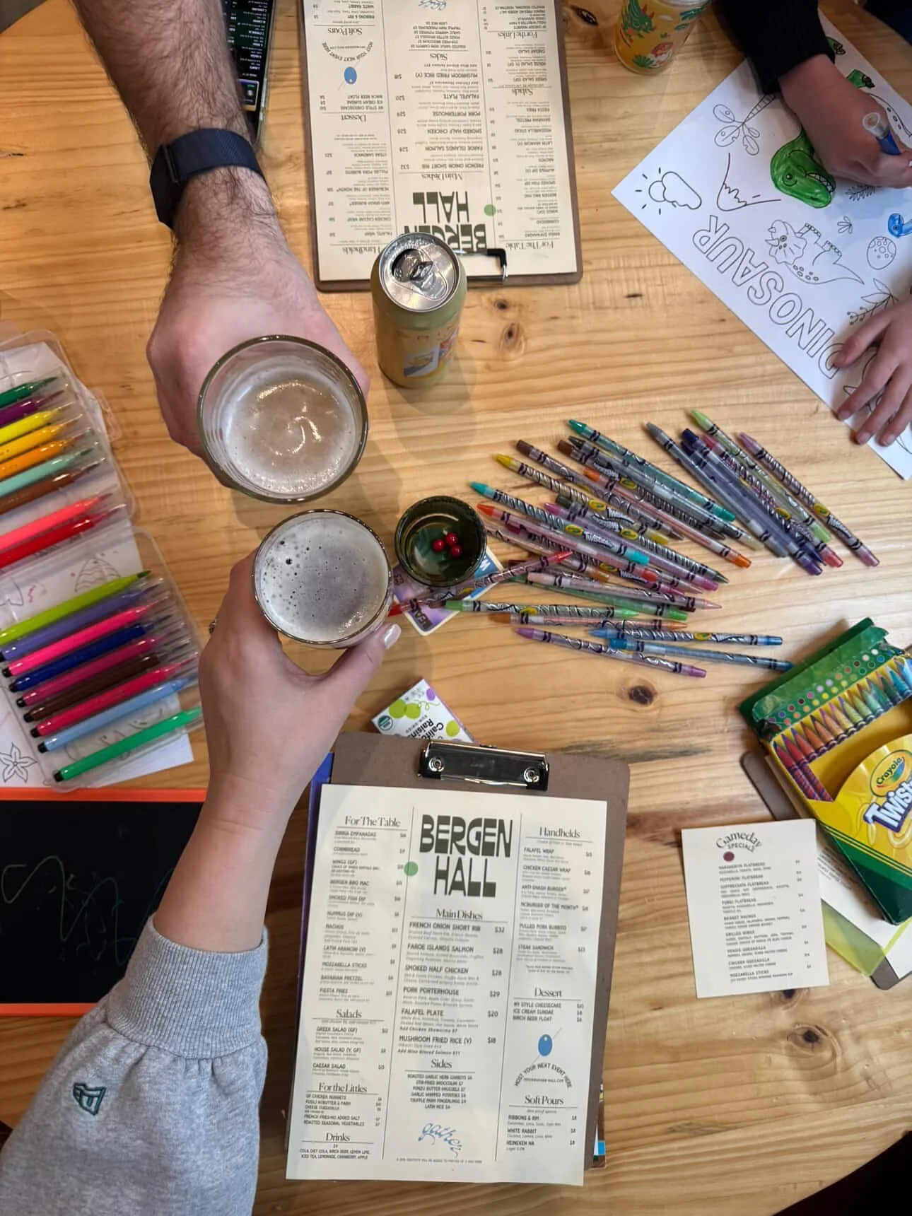 The weekend is here, packed with fun, football, tasty treats, and yes even f&uacute;tbol! Whether it's our BBQ Brunch, NFL playoffs, or just a spot for the little ones to burn off some energy. There's something for all this weekend at Bergen Hall. 

