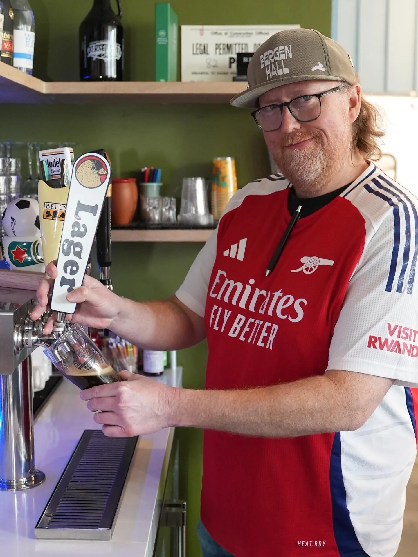 It&rsquo;s Friday!

For early birds and night owls alike, come on by for a pint of @birdsmouthbeer today!