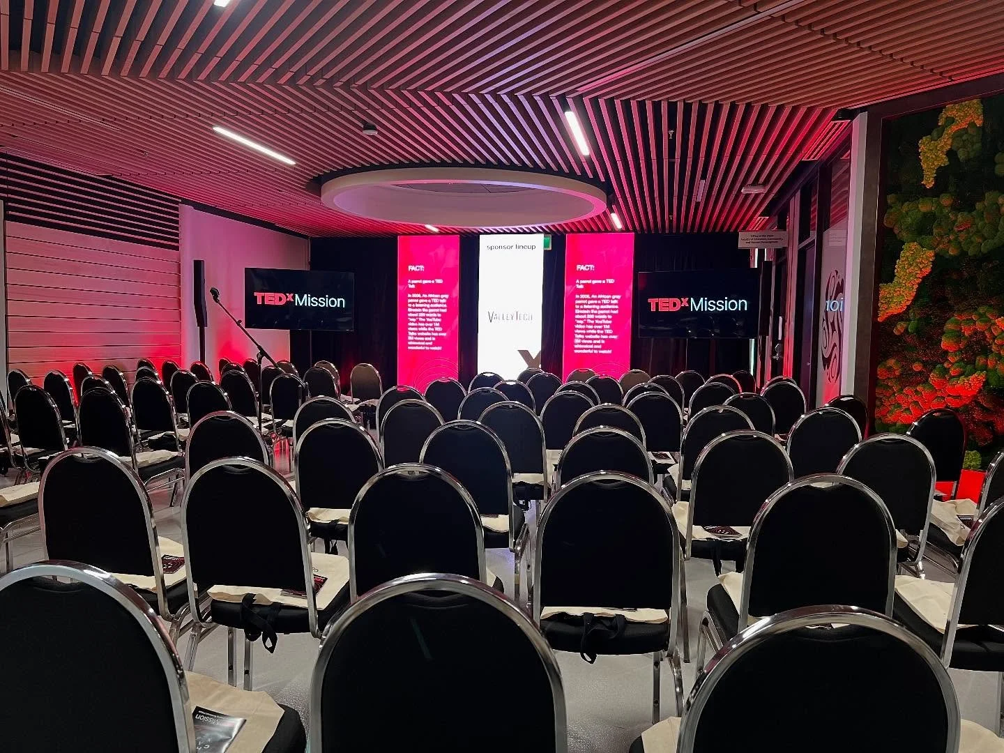 🔴 See you tonight! Doors are at 5pm 🔴