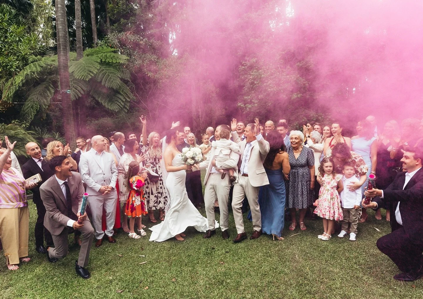 🩷🩷🩷 It&rsquo;s a &hellip;. GIRL 🩷🩷🩷

Big congratulations to @monique.mawson and @reecemawson who had the sweetest moment after their ceremony sharing the gender of their second baby, making their wedding day extra special 🩷

📸 @_twinfish_