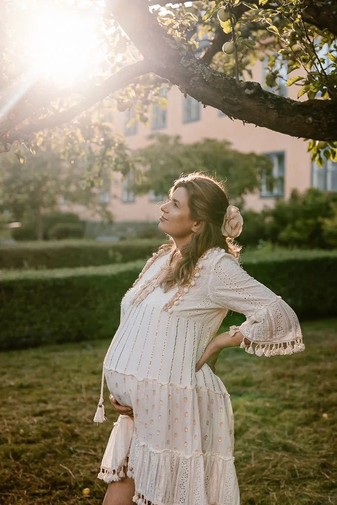 Pregnancy photoshoot Stockholm. Pregnancy photographer Stockholm.