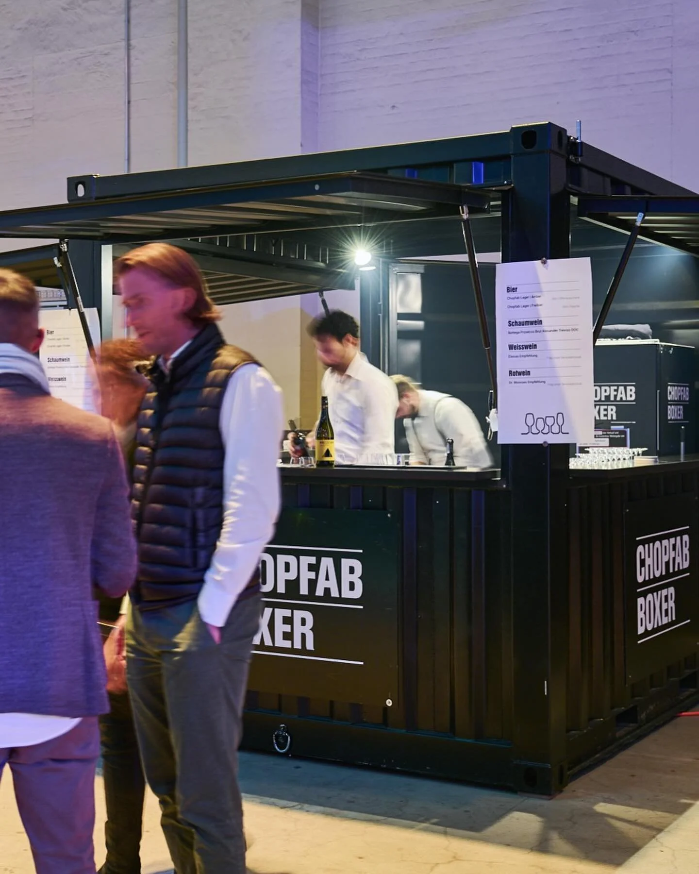 Genuss und Qualit&auml;t!🍻 Wir freuen uns, auch dieses Jahr @chopfab.ch wieder als einen unserer Getr&auml;nke-Partner mit dabei zu haben.

Die innovative Craft-Brauerei begeistert seit 2012 mit einzigartigen Bieren und setzt neue Akzente auf dem Sc