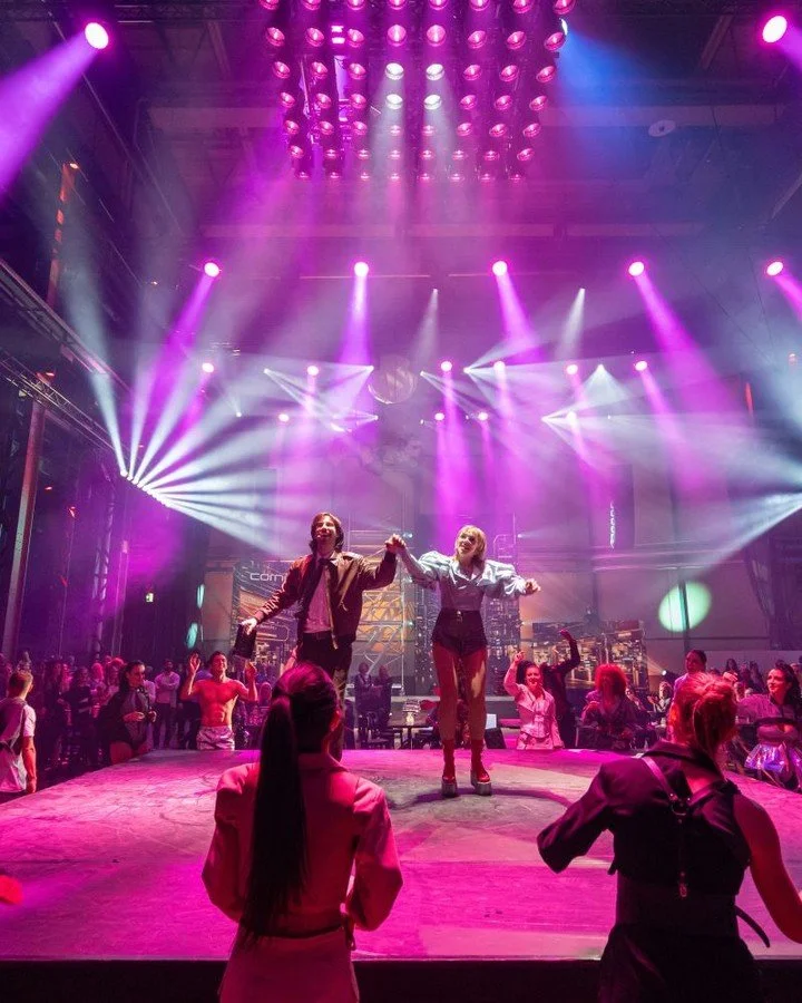 🔦💡🎇Technik, die begeistert: Bei Station X setzen wir auf starke Partnerschaften. Mit @smartec_veranstaltungstechnik haben wir einen Co-Partner an unserer Seite, der unsere Visionen Wirklichkeit werden l&auml;sst.

smARTec schafft die magischen Mom