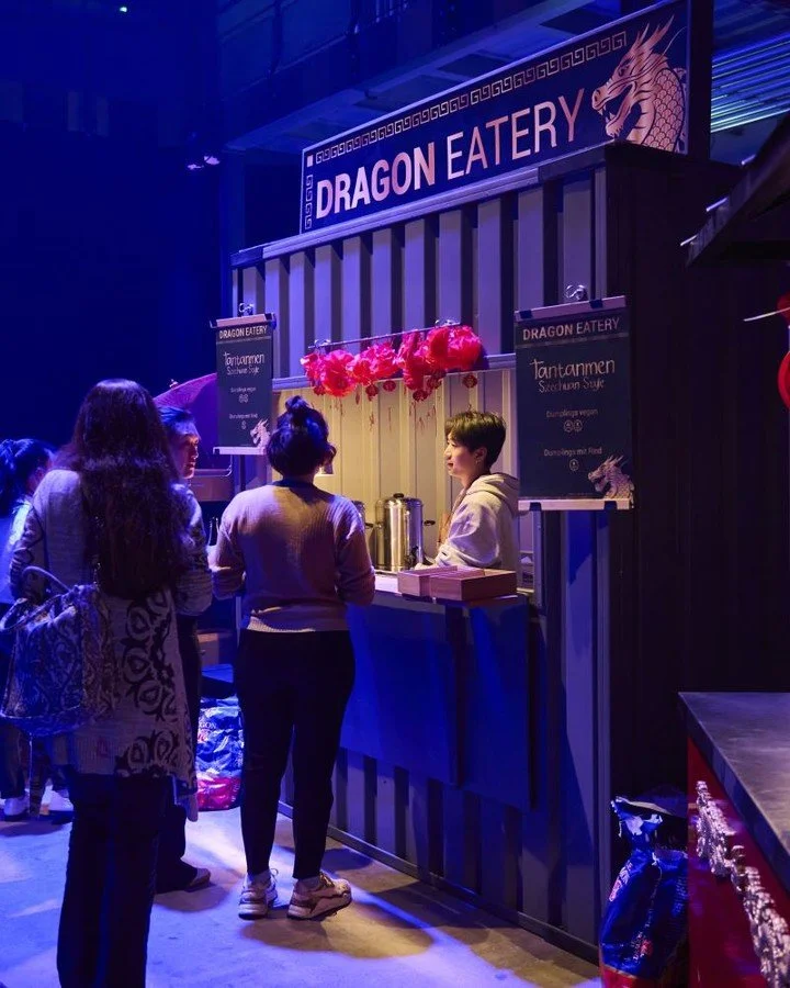 Kulinarik erleben bei Station X ✨

Bei uns steht der Genuss im Mittelpunkt! Vor ein paar Wochen haben wir unsere G&auml;ste mit einer kulinarischen Weltreise verw&ouml;hnt, die sie von Italien &uuml;ber Mexiko und die USA bis nach Asien f&uuml;hrte. 