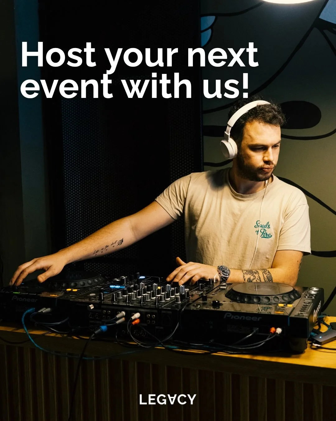 Did you know you can book your events with us? 👀✨

From team buildings to birthdays or even bachelorette parties &mdash; we&rsquo;ve got you covered.

You bring the people, we take care of everything else. All you have to do is show up and enjoy the