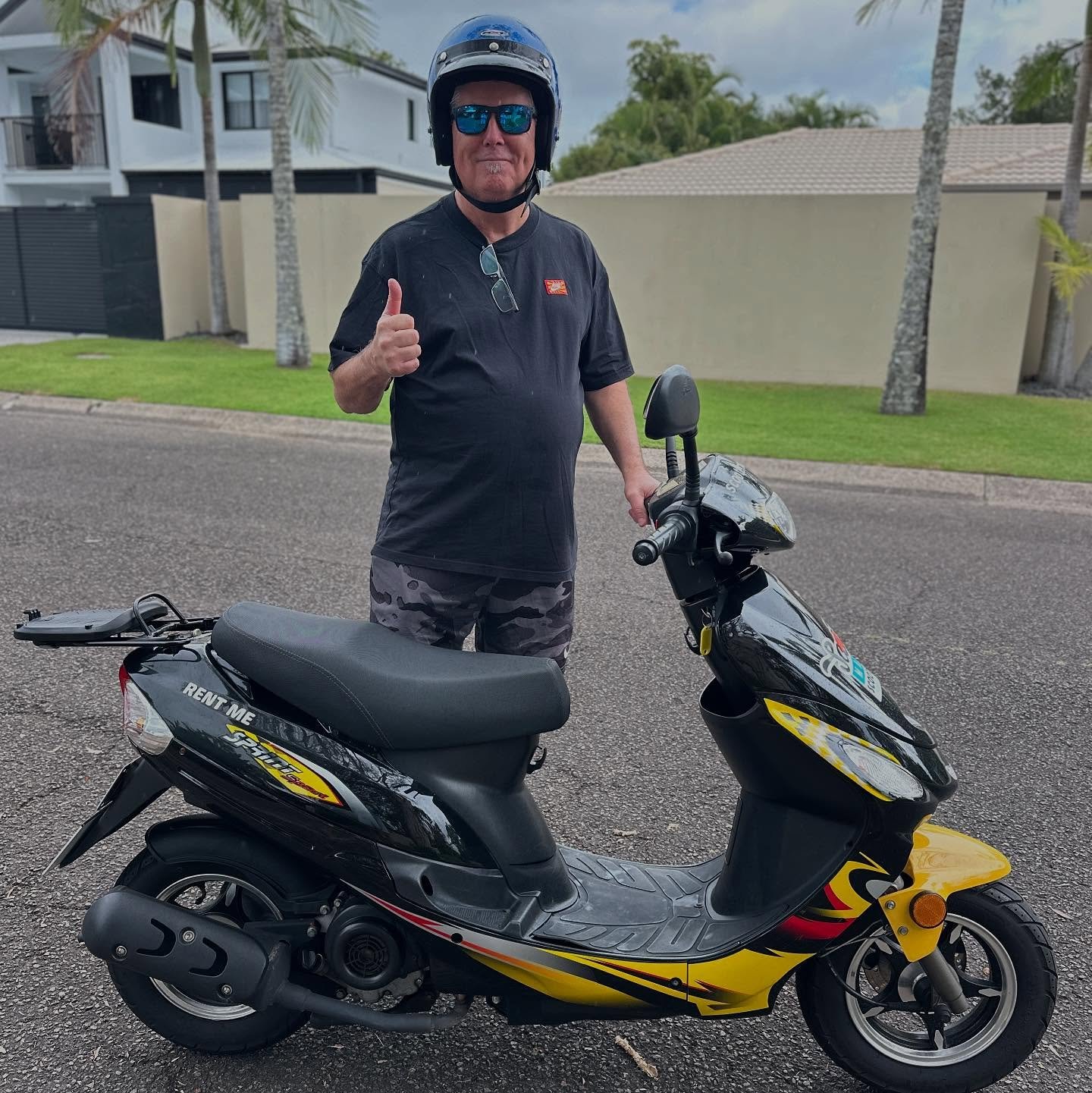 Enjoy your scooter Craig 😊🛵
#scootermanianoosa #scooter #scooterhire #noosa  #scootermania  #explorenoosa #sunshinecoast #noosatourism #hastingsstreet #ilovenoosa #noosaqld #funinthesun #scooterhirenoosa #planet_noosa