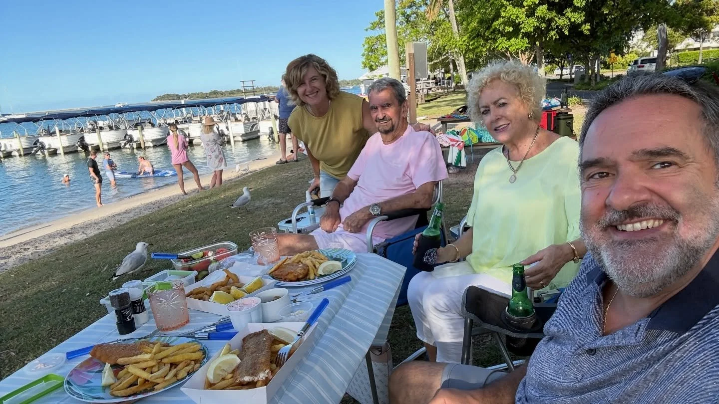 How civilised is life in Noosa 😊❤️🛵
#scootermanianoosa #visitnoosa #scooter #scooterhirenoosa #noosa  #scootermania  #explorenoosa #sunshinecoast #noosatourism #hastingsstreet #ilovenoosa #scooterhirenoosa #planet_noosa